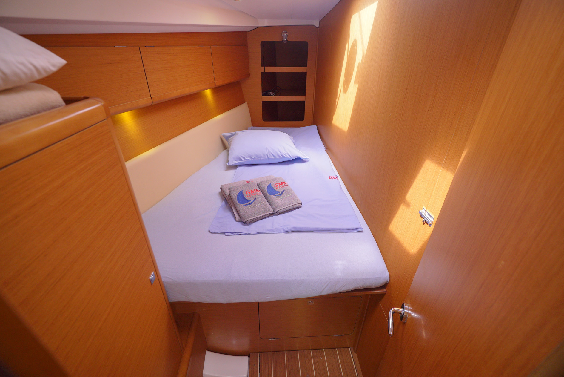 Sun Odyssey 44 i — photo 13