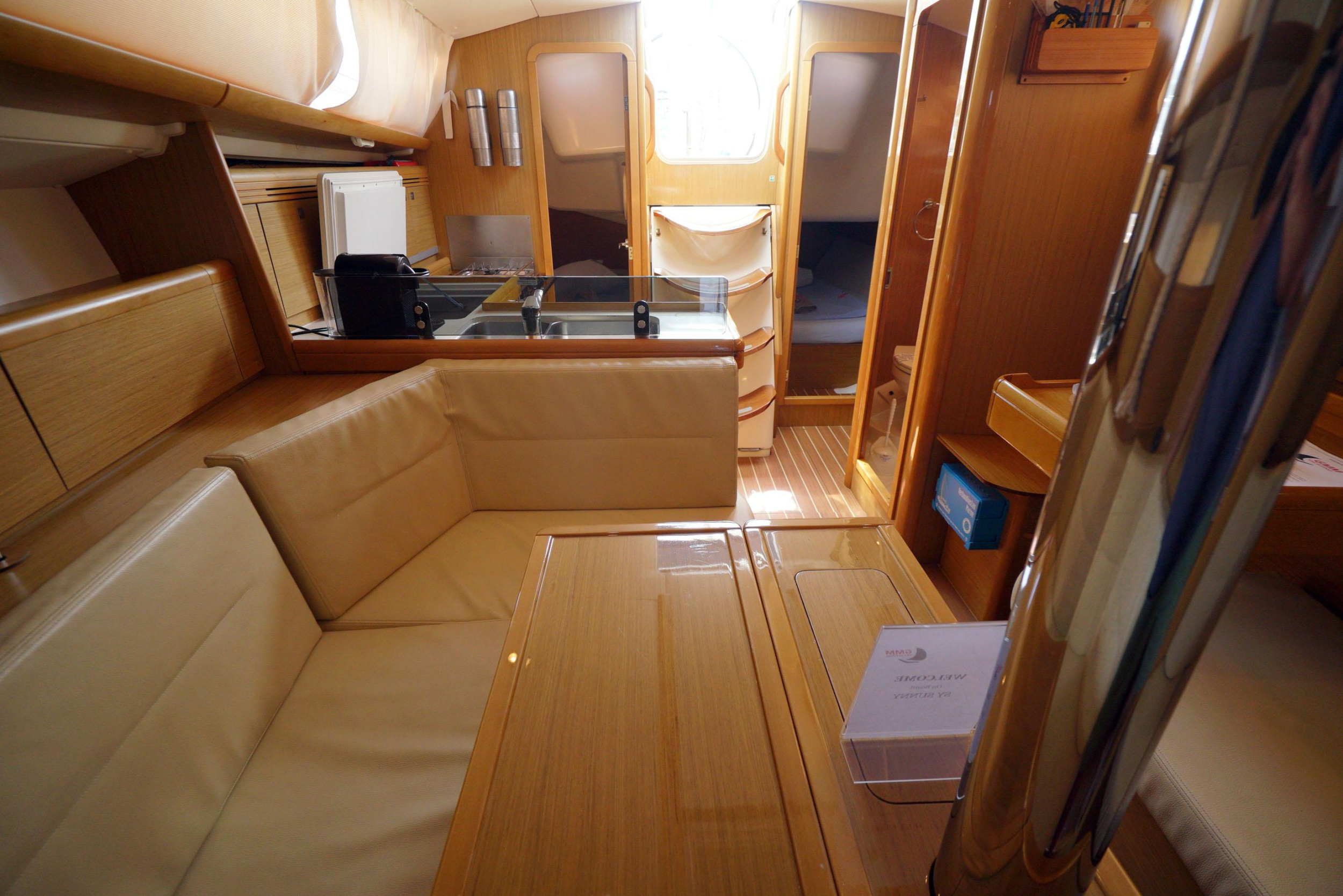 Sun Odyssey 36i — photo 8