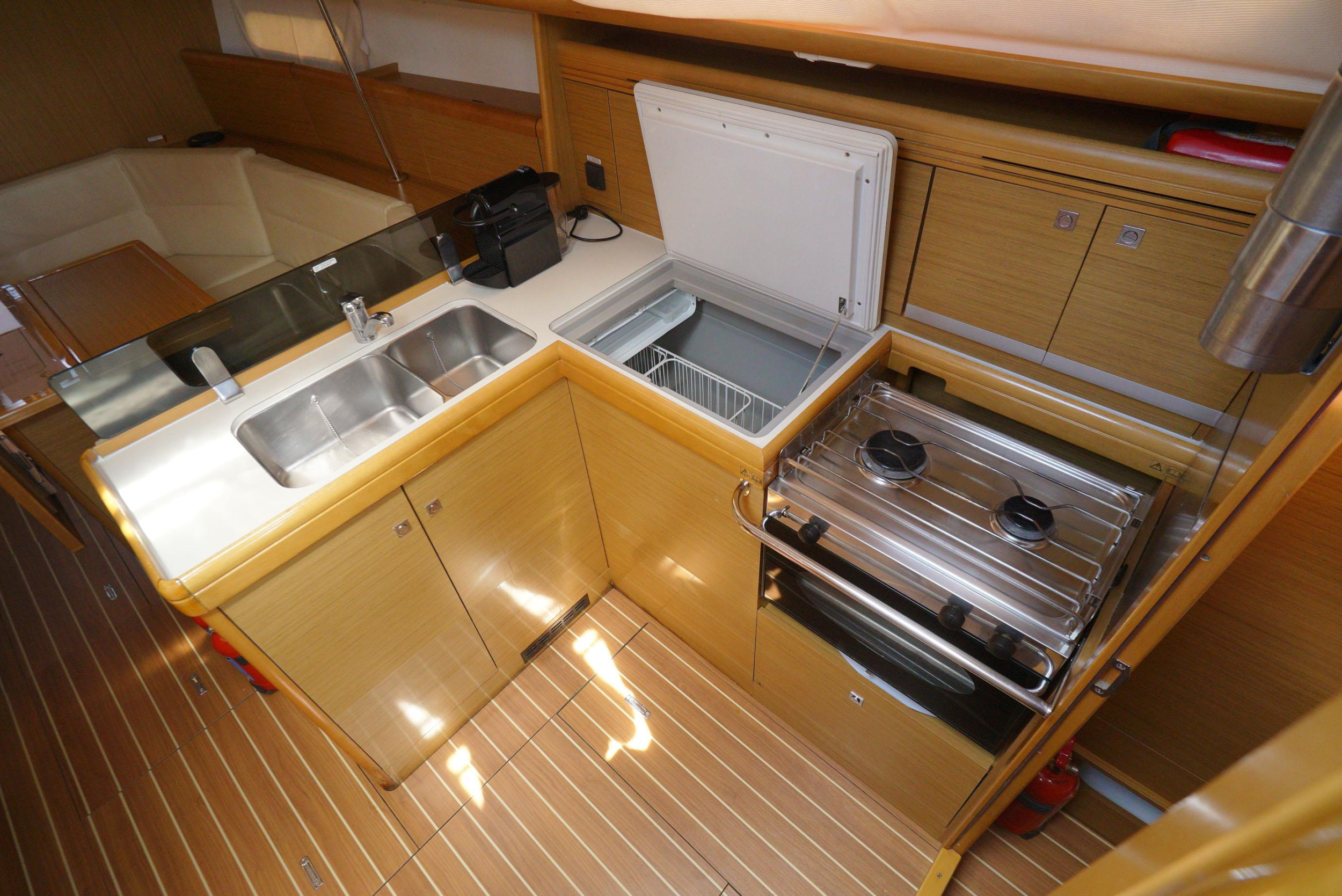 Sun Odyssey 36i — photo 15