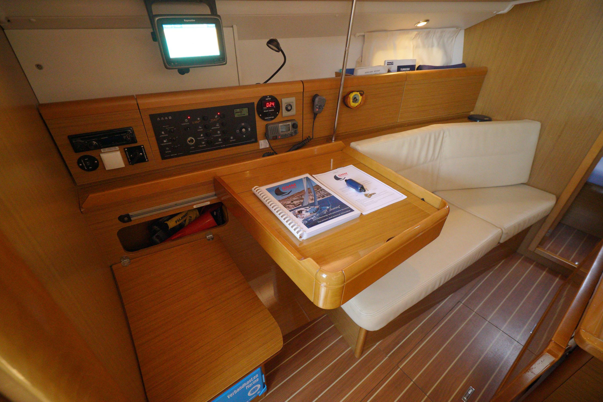 Sun Odyssey 36i — photo 20