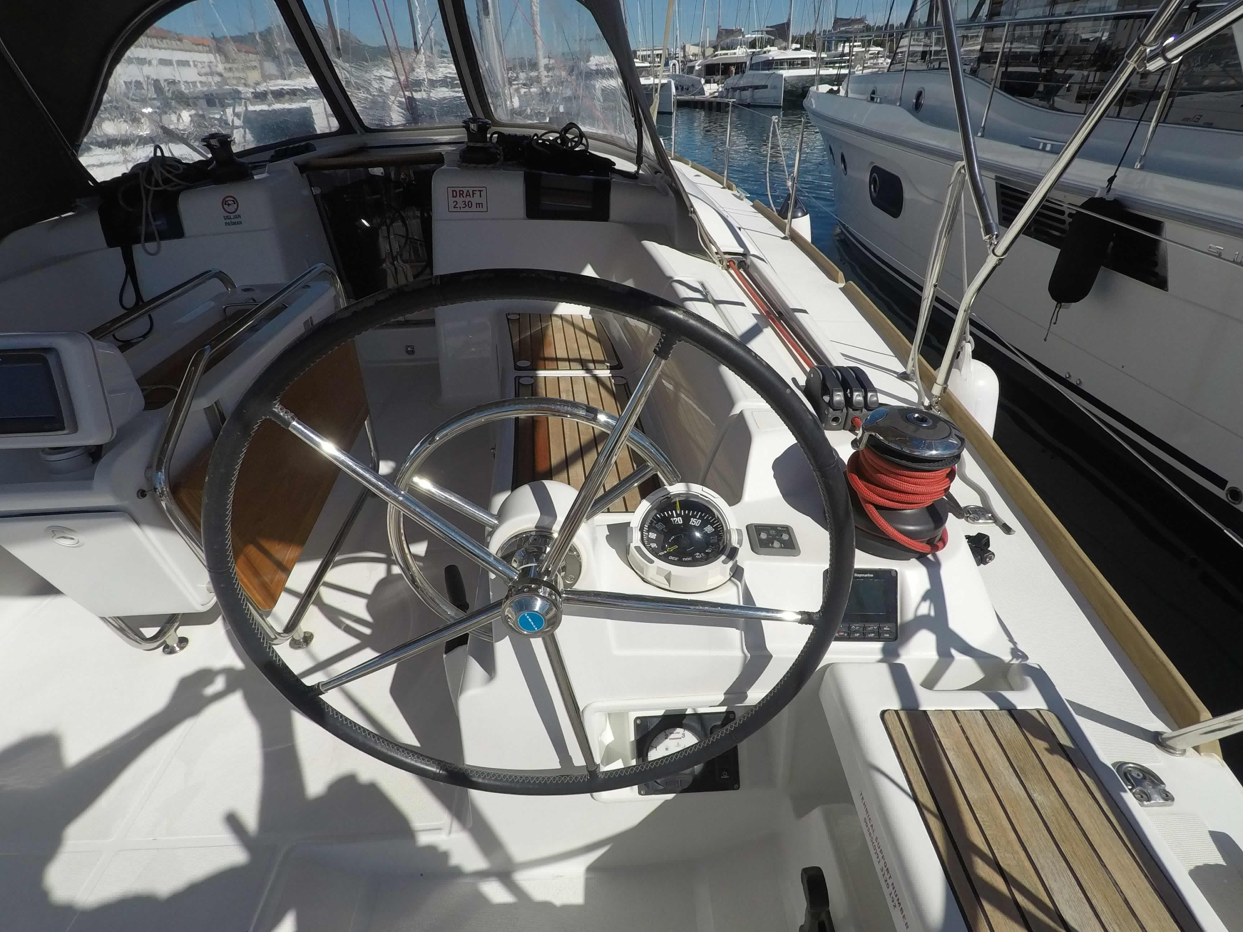 Sun Odyssey 449 — photo 11