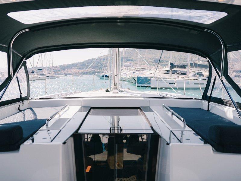 OCEANIS 55.1 — photo 303