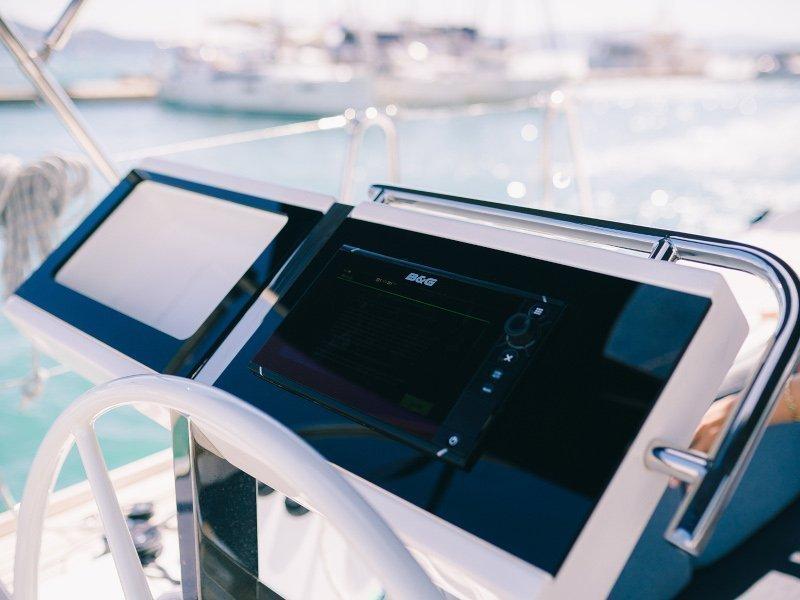 OCEANIS 55.1 — photo 304