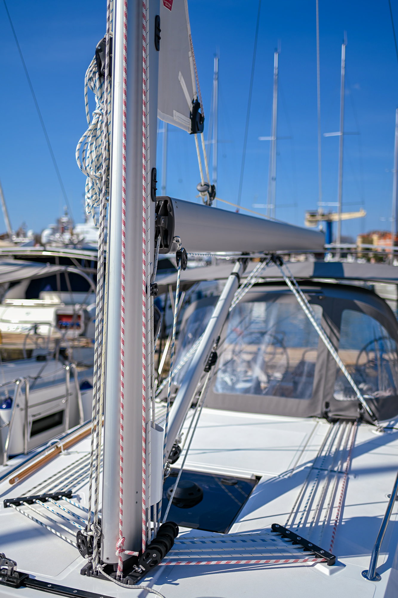 Bavaria C38 — photo 82