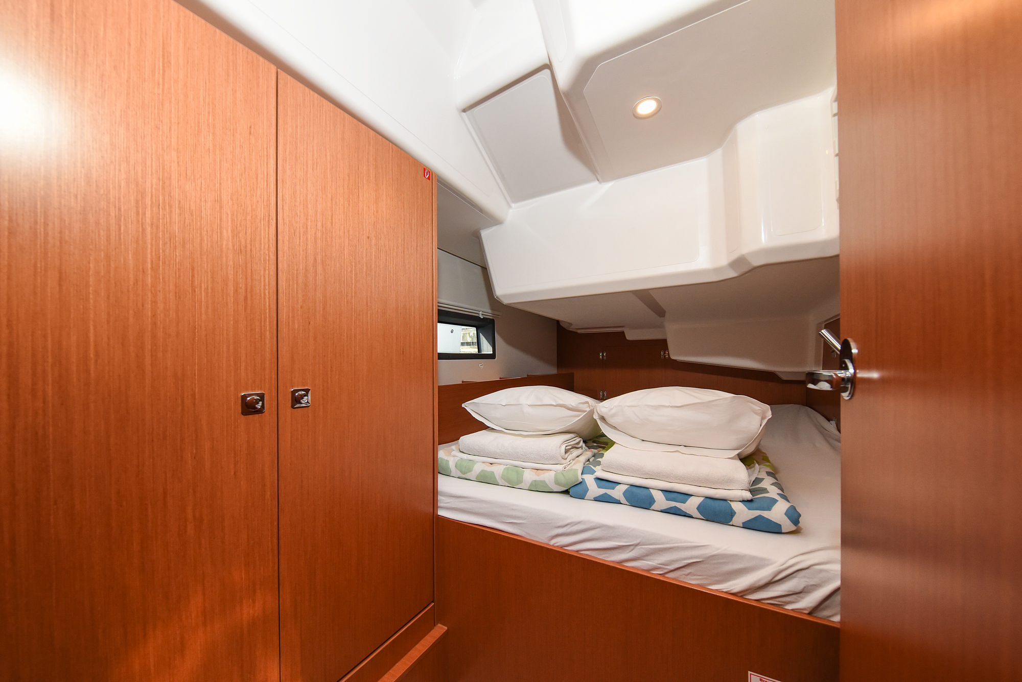 Bavaria C38 — photo 54