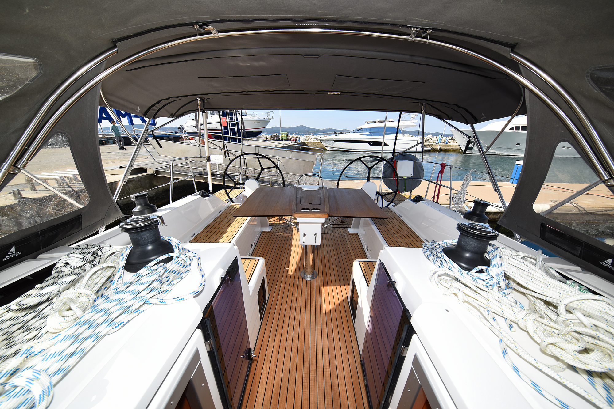 Bavaria C42 — photo 89
