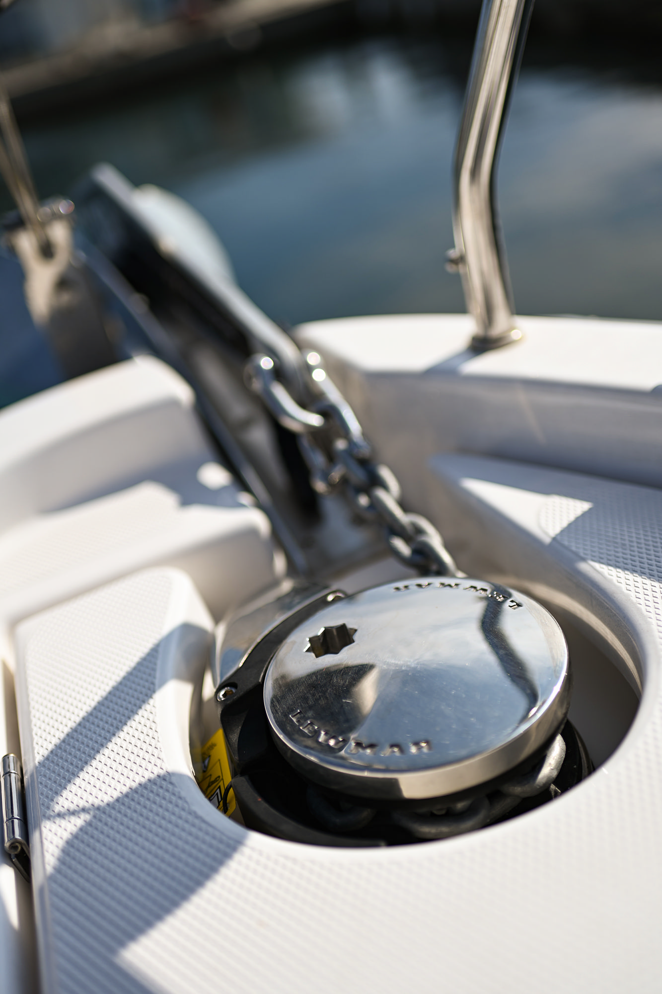 Bavaria C42 — photo 33