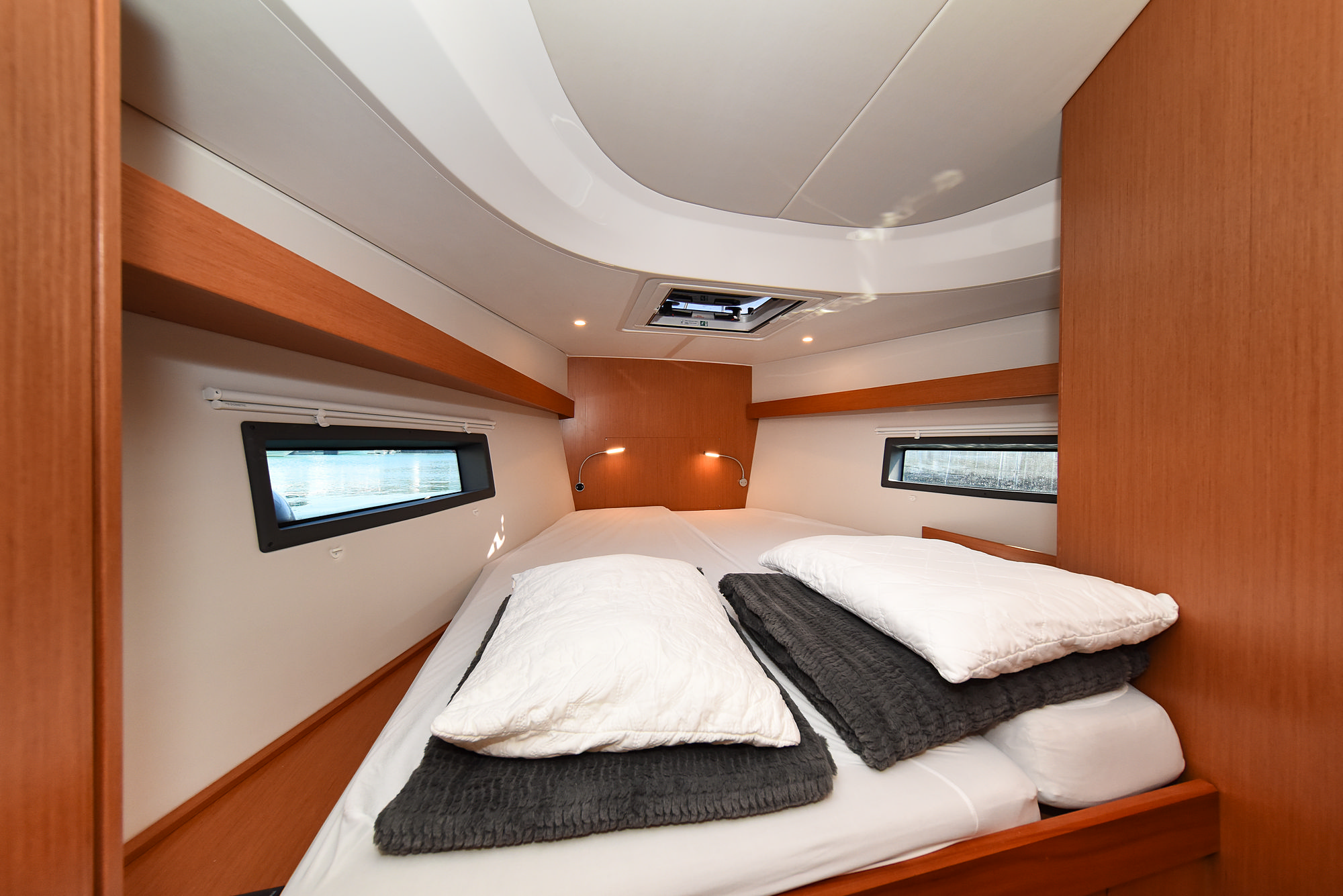 Bavaria C42 — photo 91
