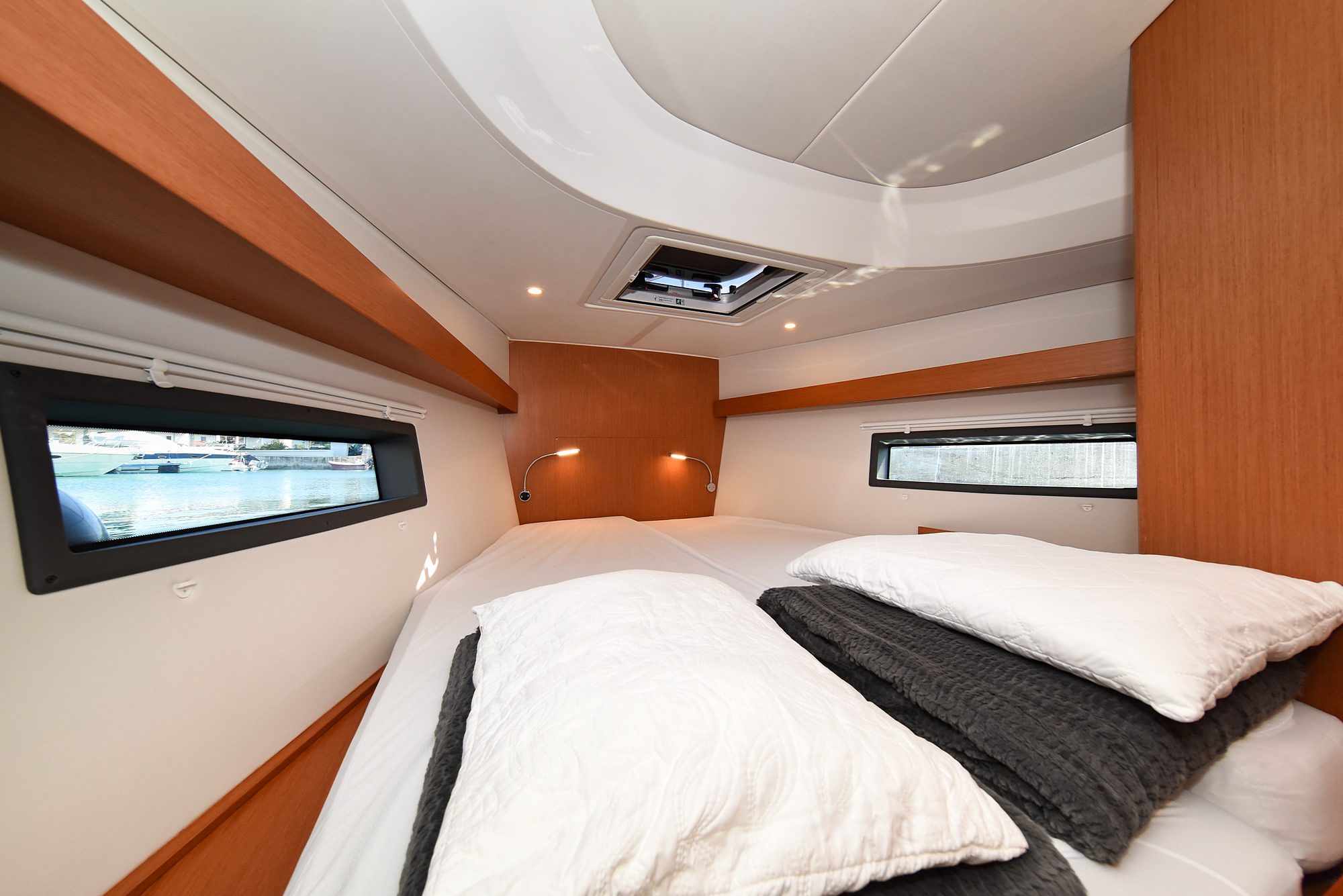 Bavaria C42 — photo 94