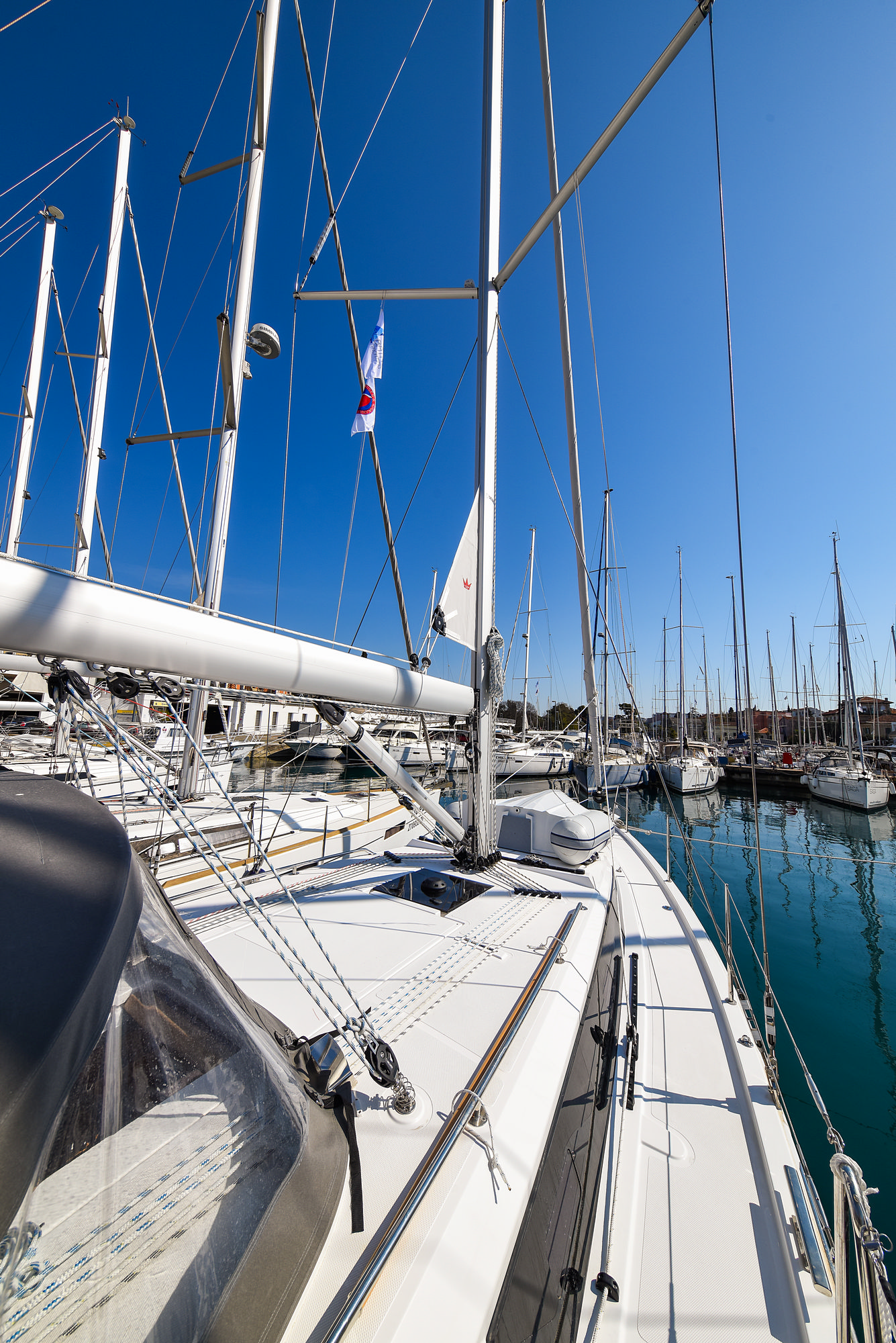 Bavaria C38 — photo 84