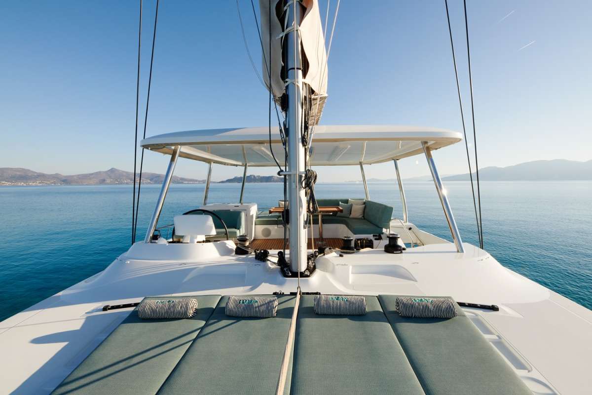 Lagoon 55 — photo 11