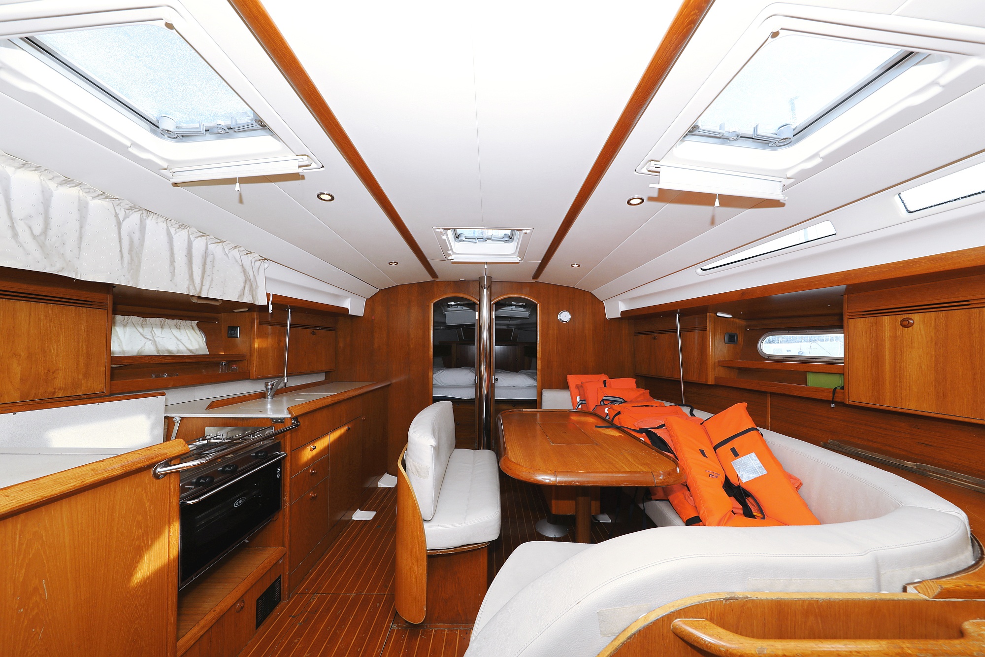 Sun Odyssey 45 — photo 4