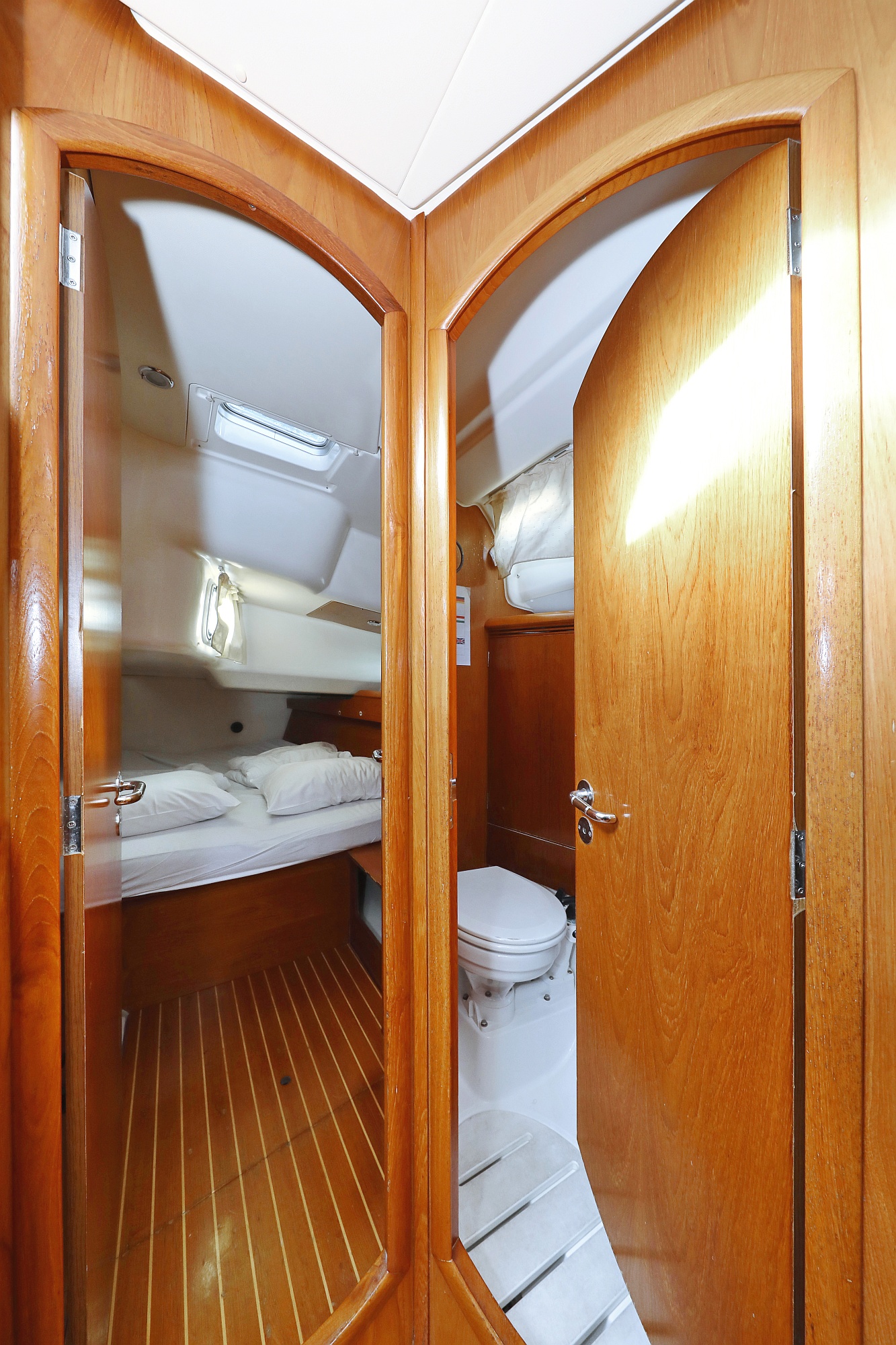 Sun Odyssey 45 — photo 7