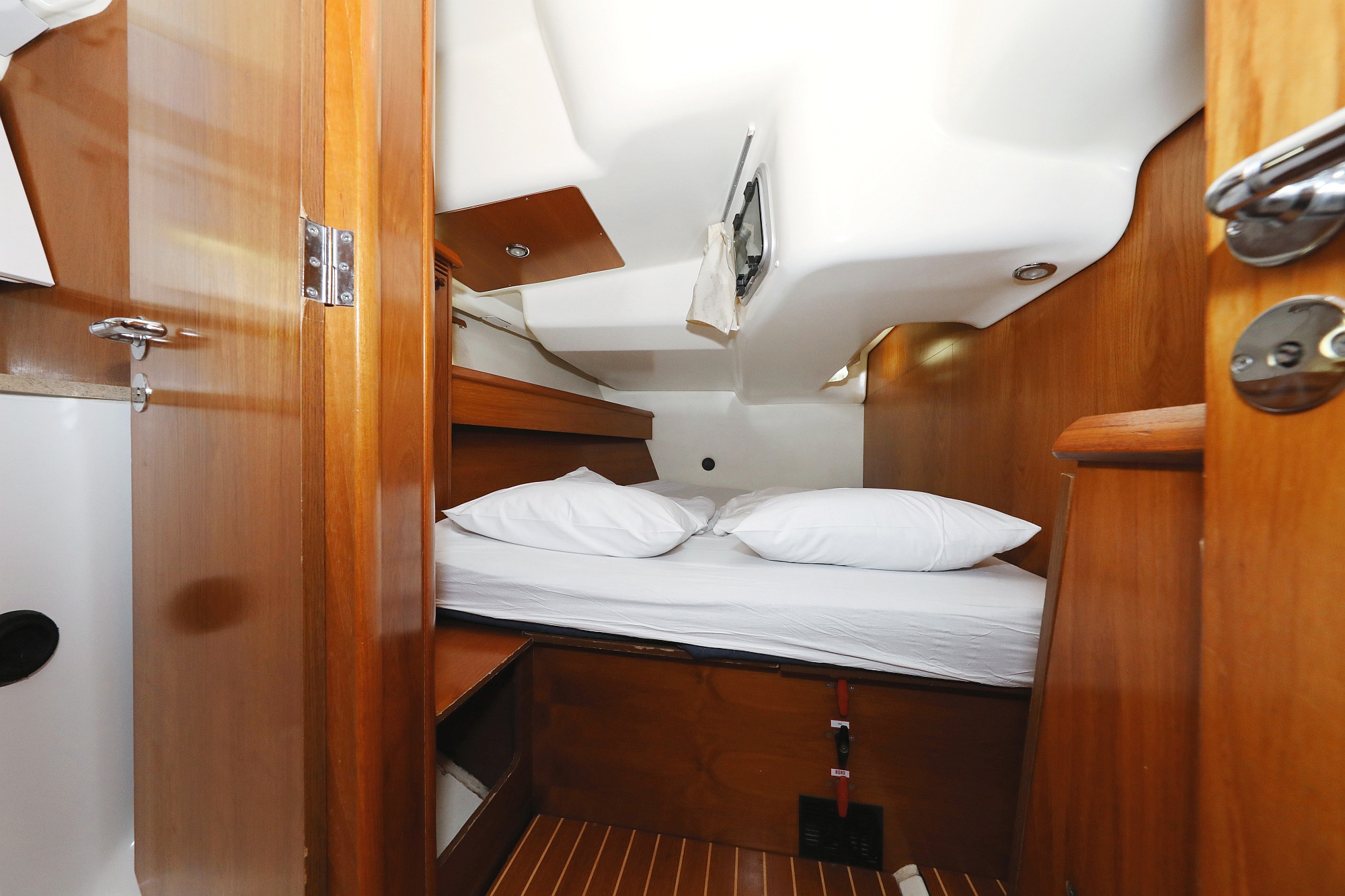Sun Odyssey 45 — photo 16