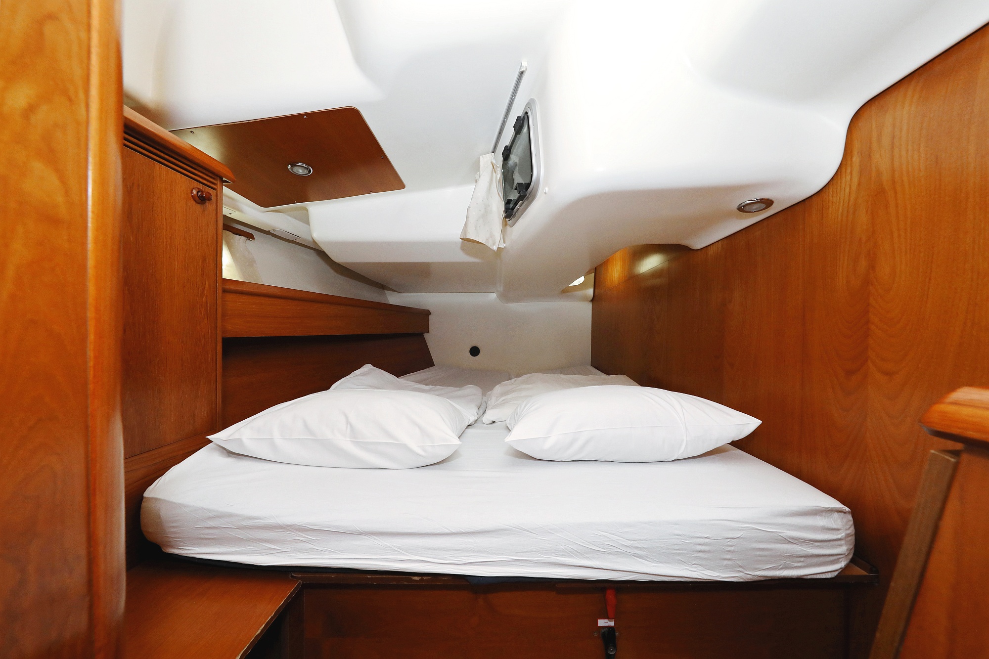 Sun Odyssey 45 — photo 18