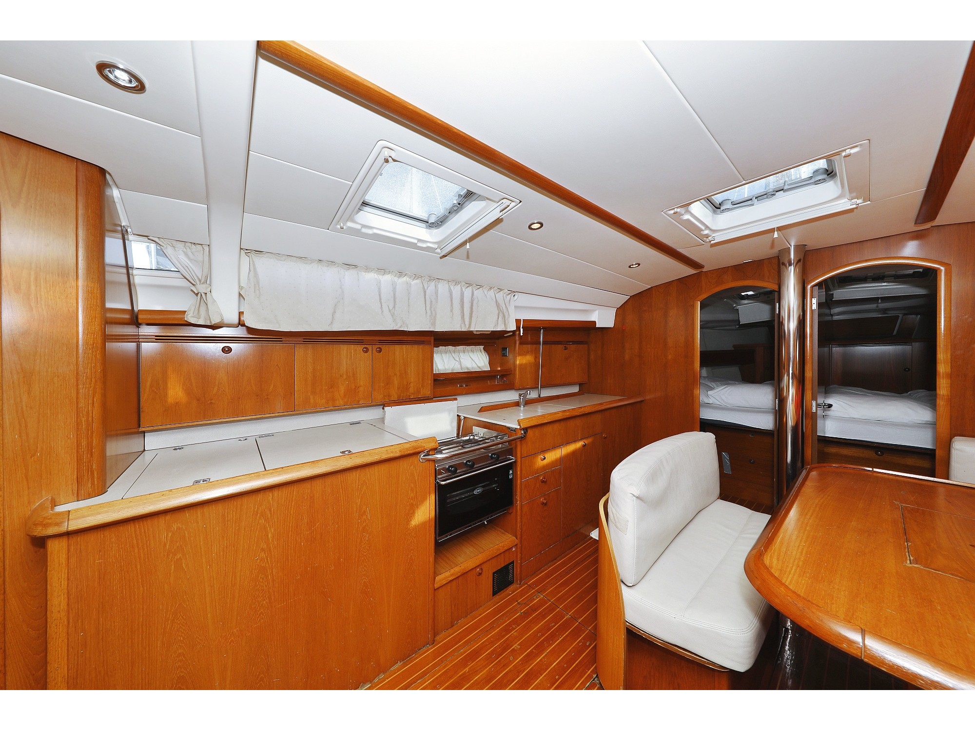 Sun Odyssey 45 — photo 29
