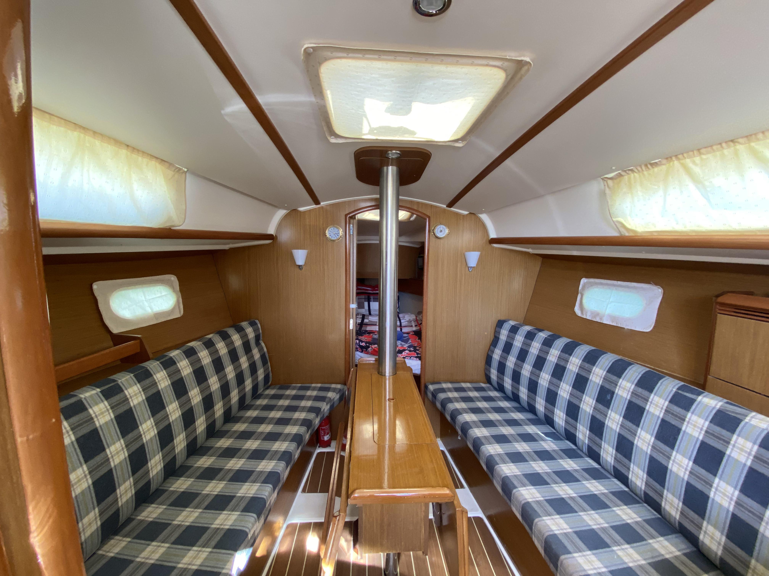 Sun Odyssey 32 i — photo 11