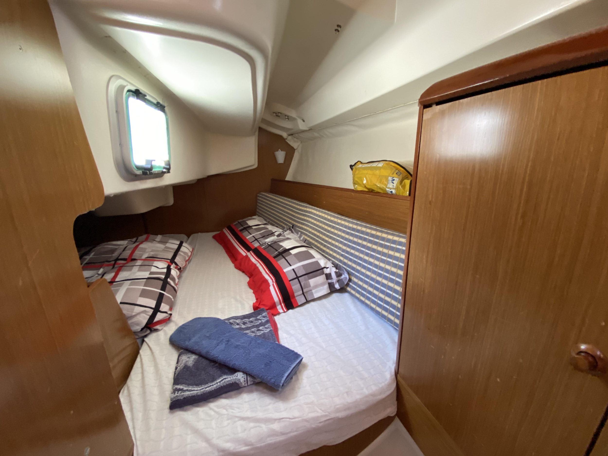 Sun Odyssey 32 i — photo 6
