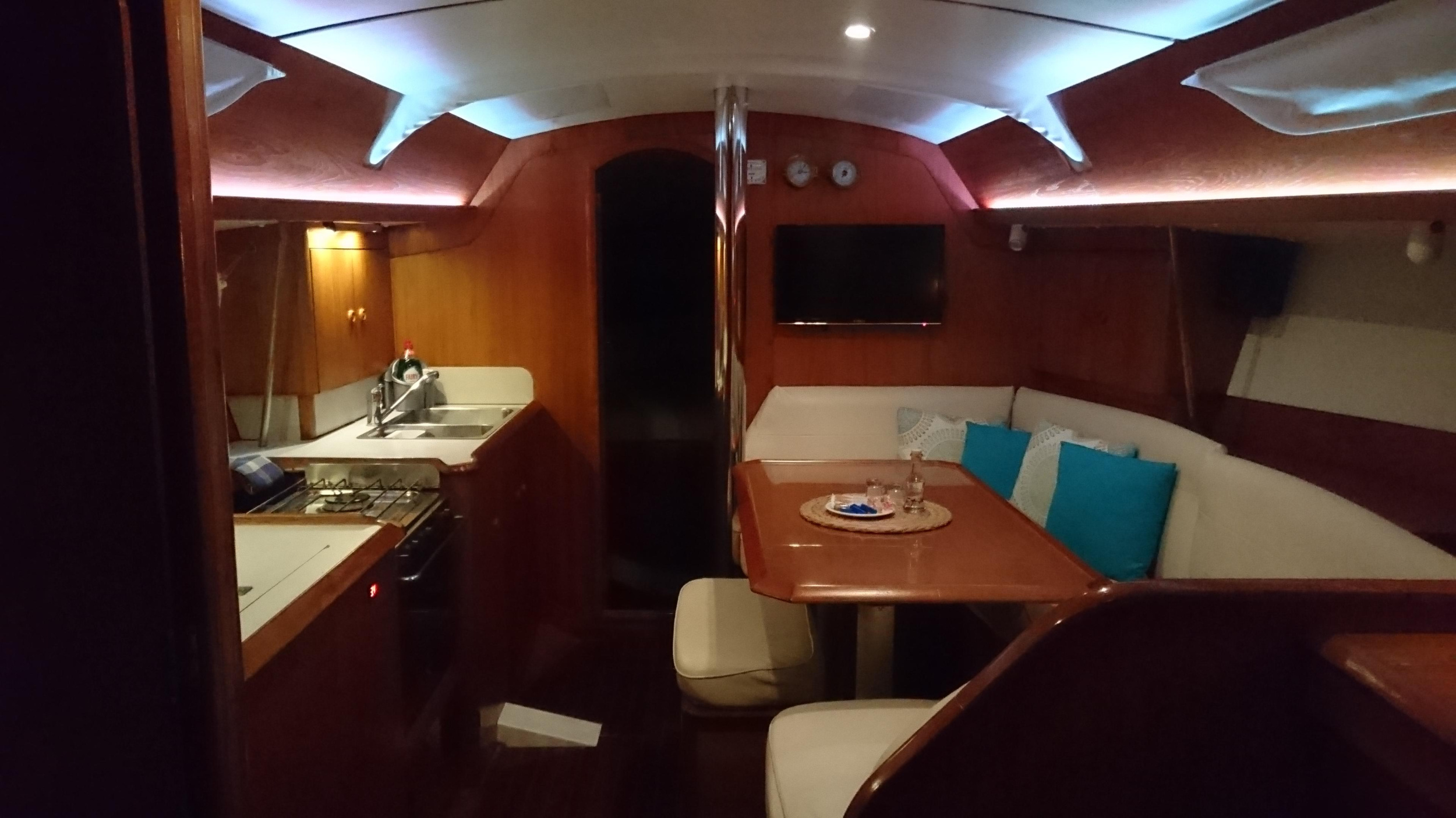 Sun Odyssey 36.2 — photo 16
