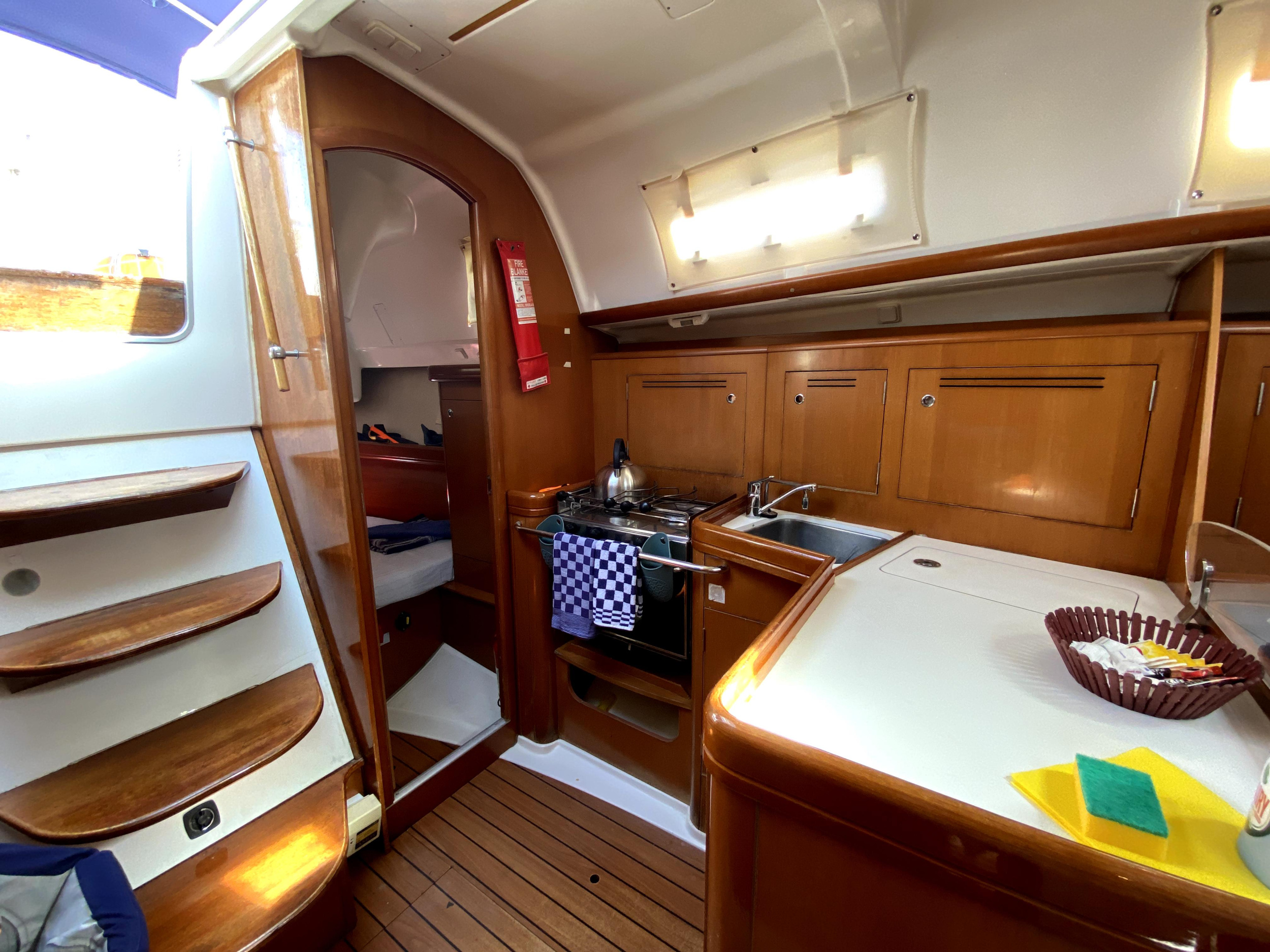 Oceanis 343 — photo 9