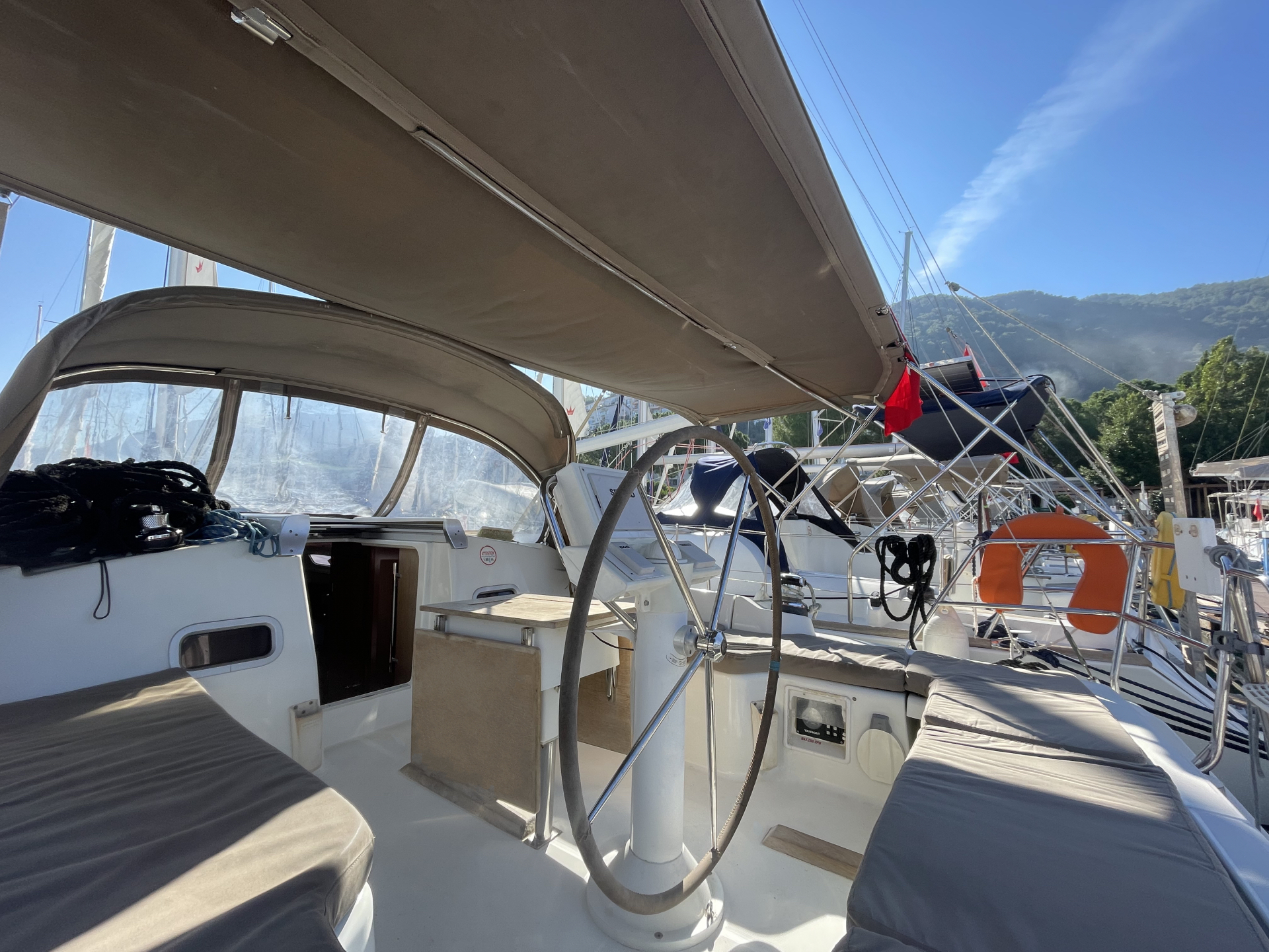 Oceanis 37 — photo 7