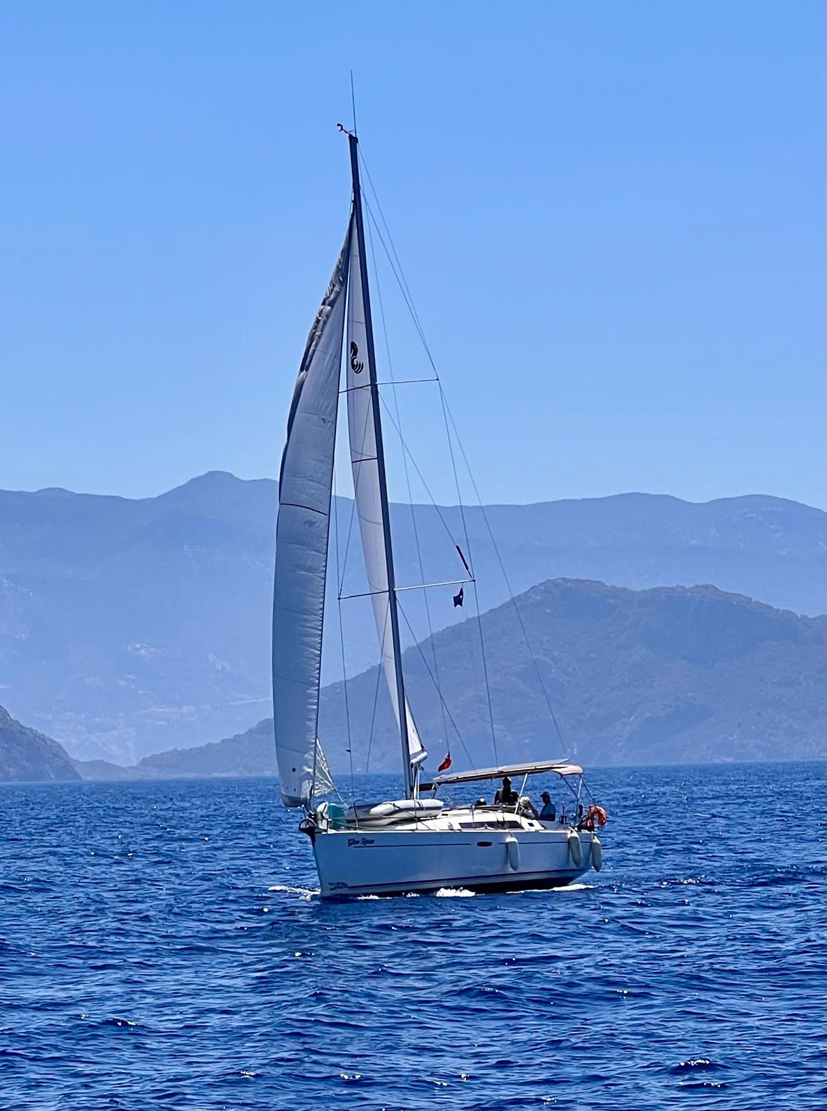 Oceanis 37 — photo 12