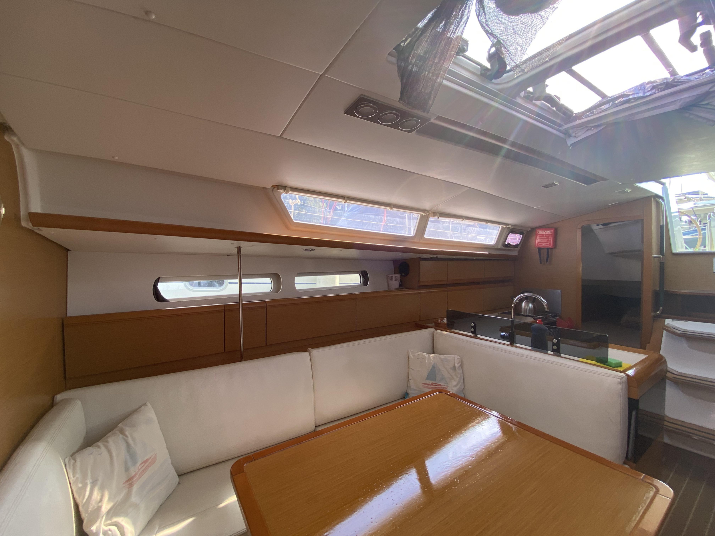 Sun Odyssey 409 — photo 7