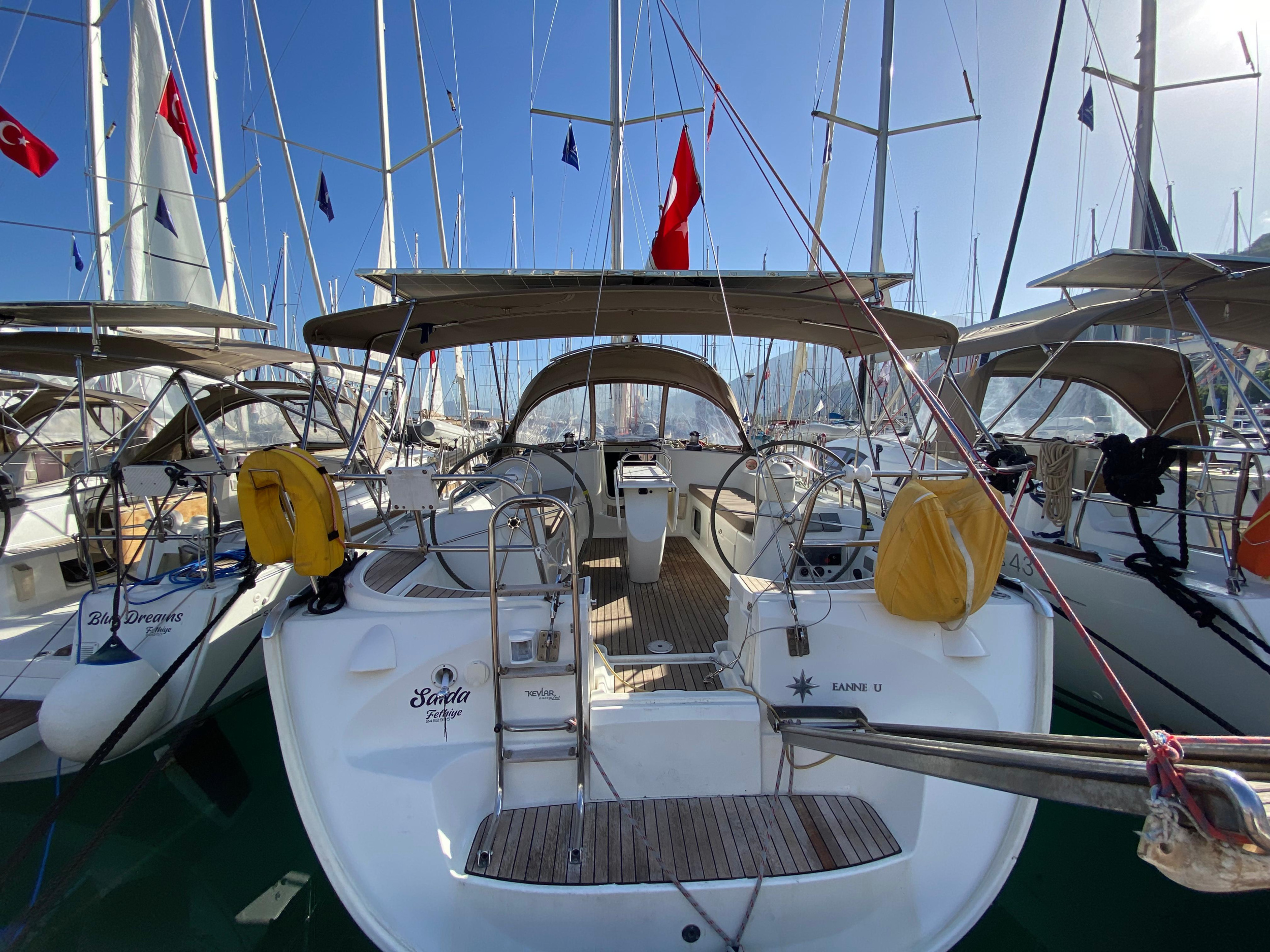 Sun Odyssey 43 — photo 9