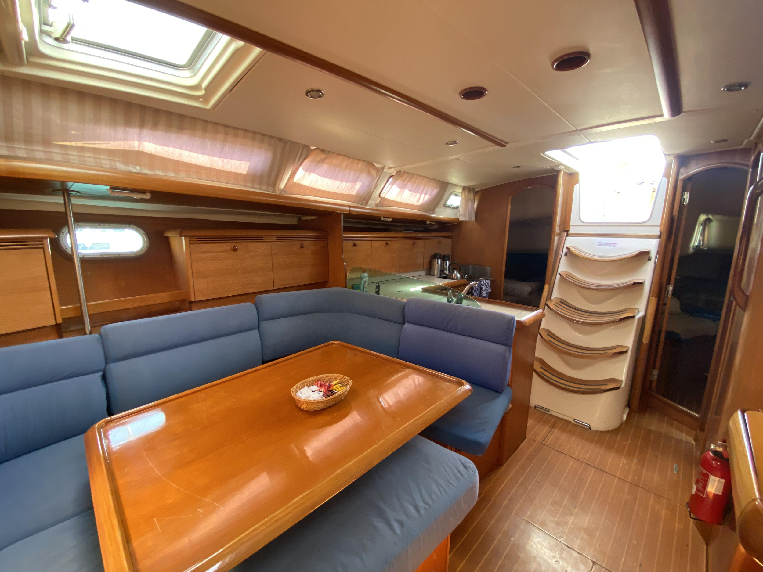 Sun Odyssey 43 — photo 11