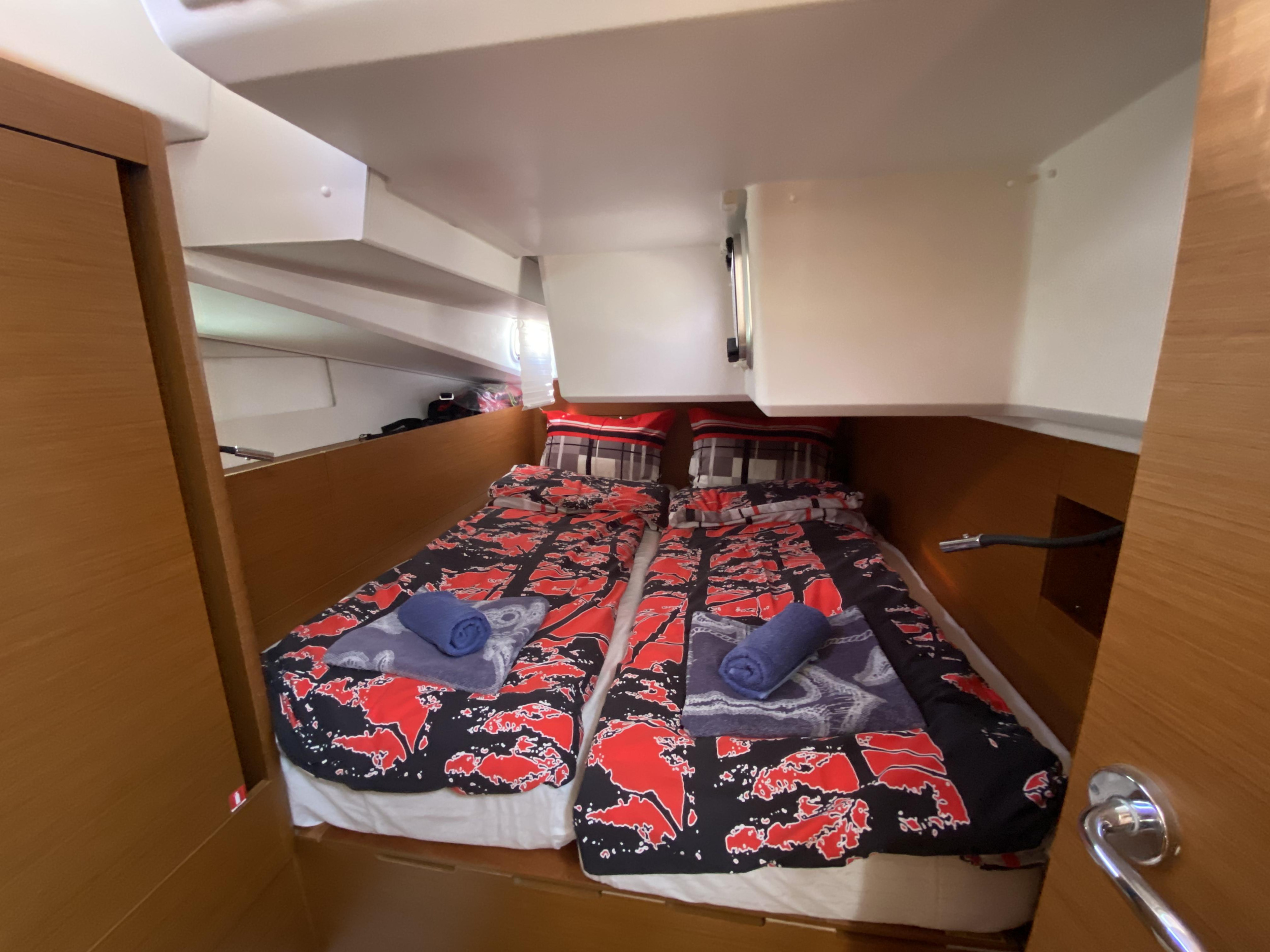 Sun Odyssey 490 — photo 15