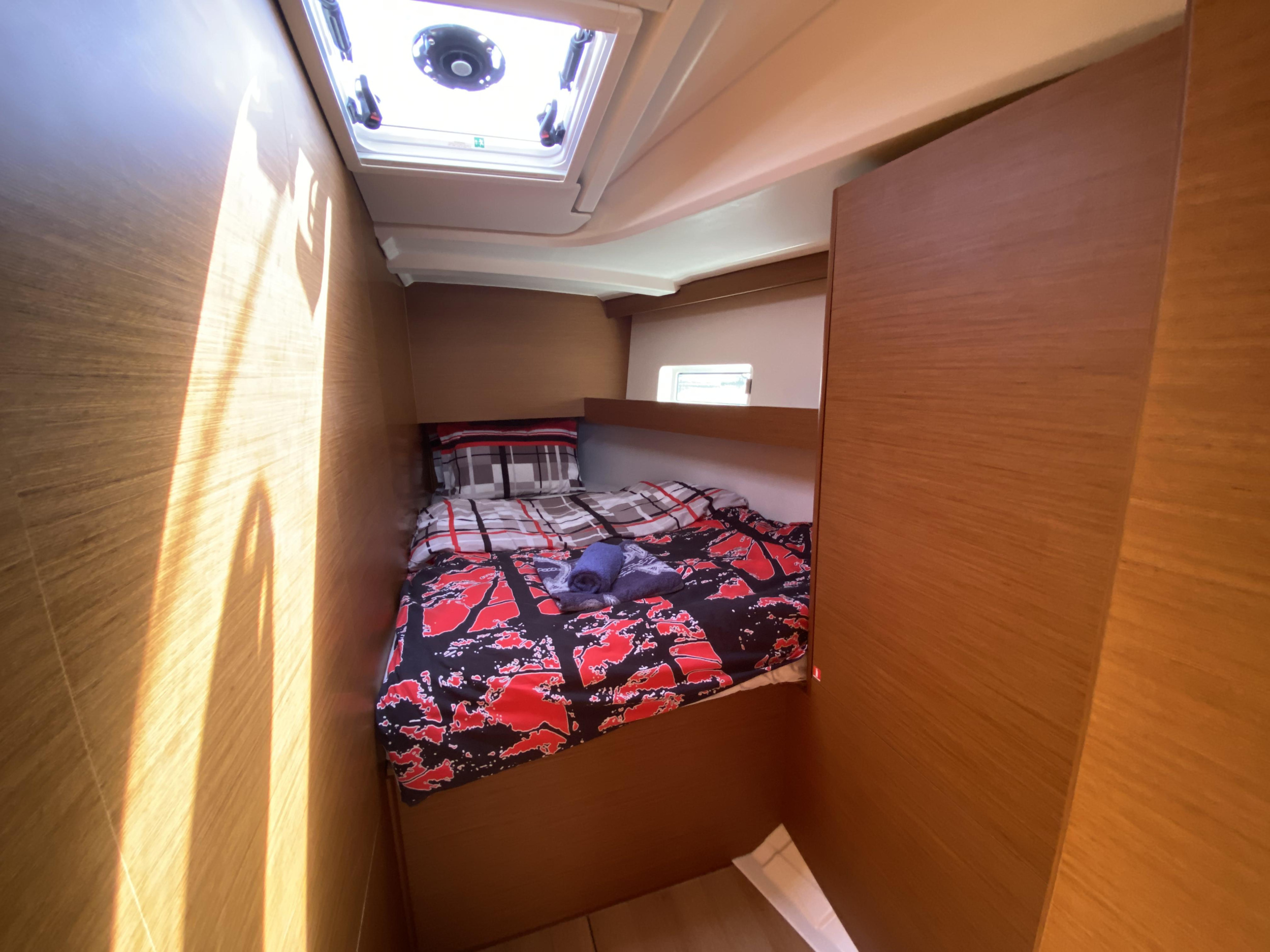 Sun Odyssey 490 — photo 6