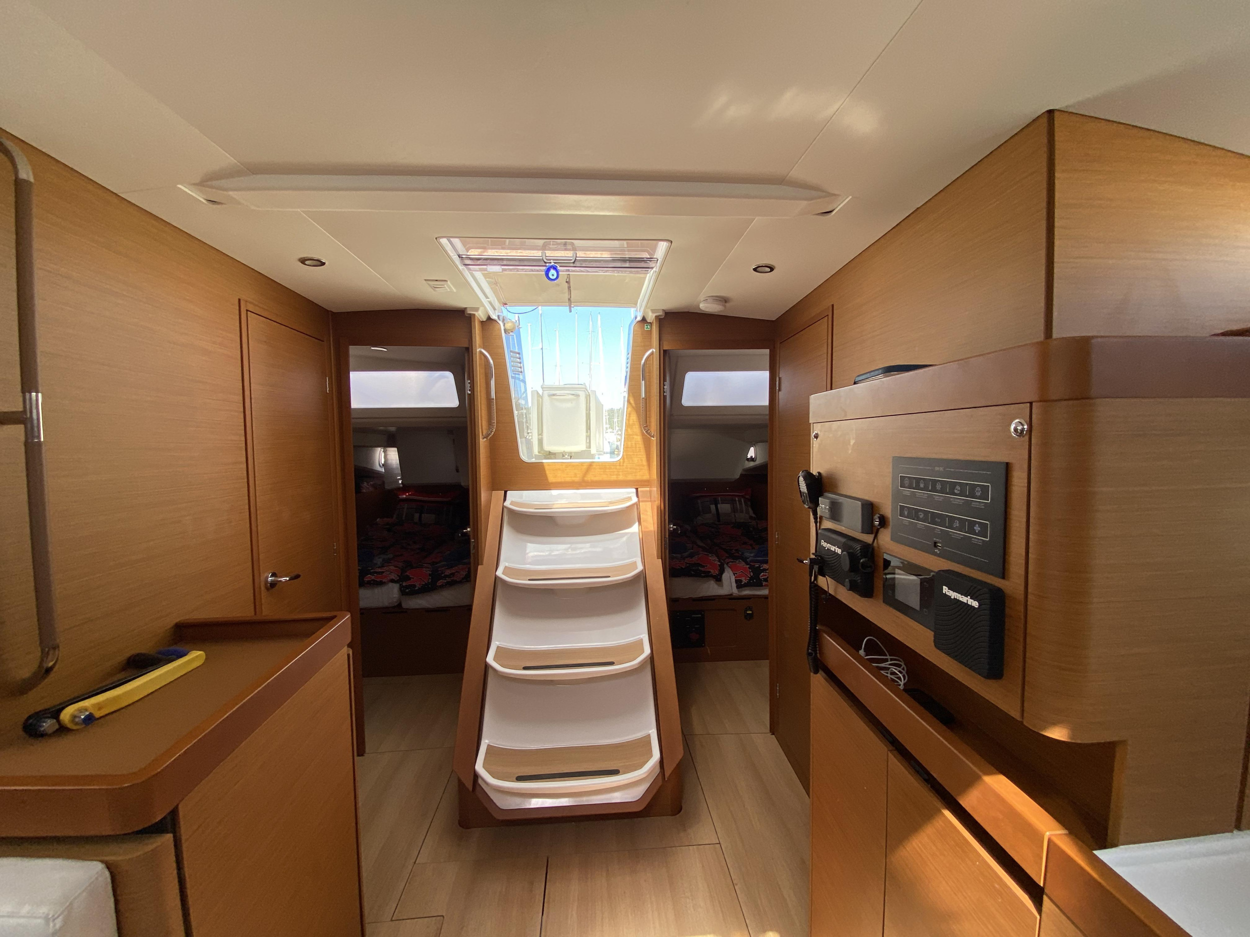 Sun Odyssey 490 — photo 13
