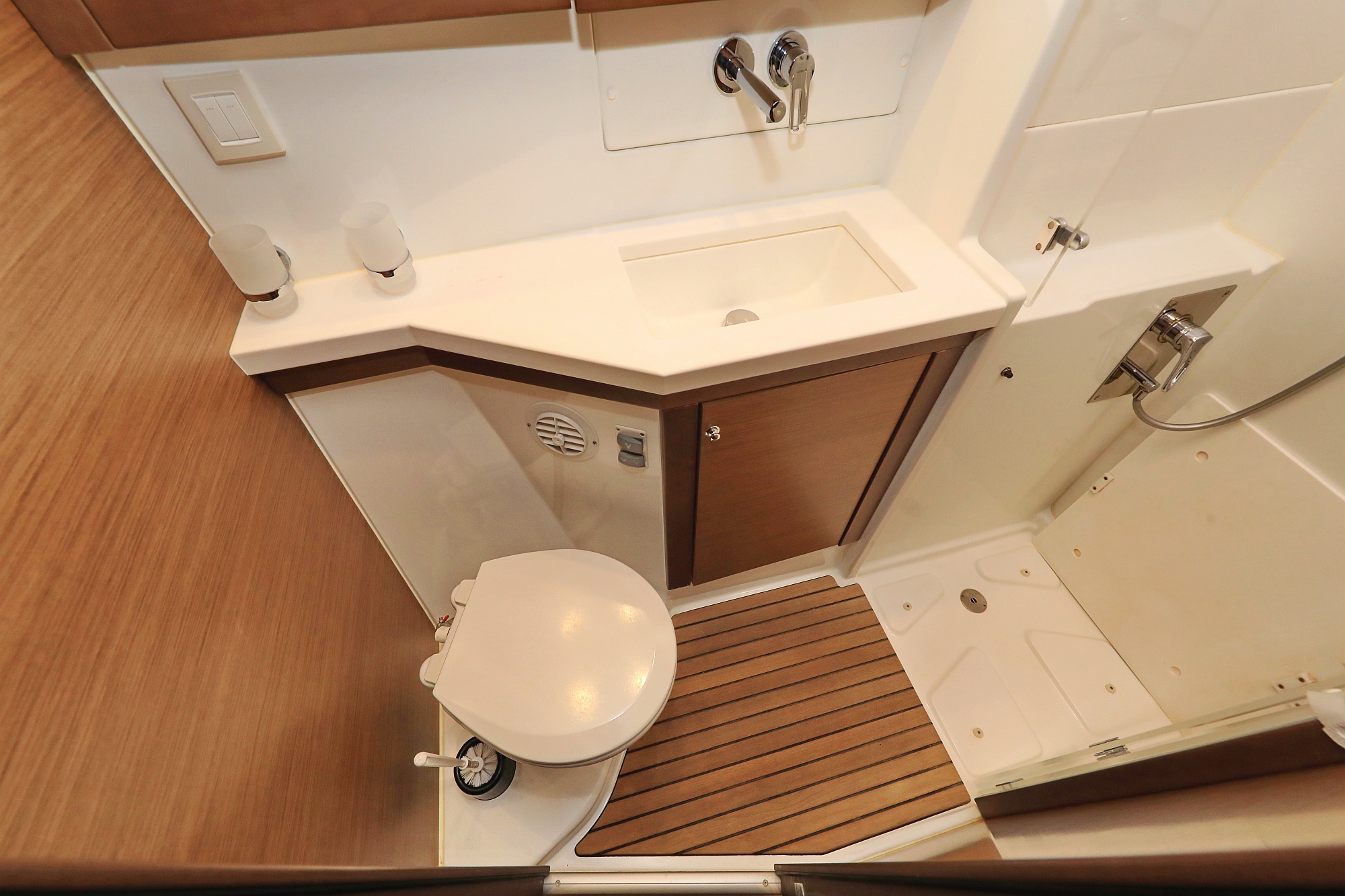 Lagoon 450 F — photo 45