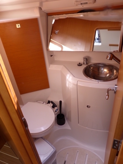 Sun Odyssey 36i — photo 18