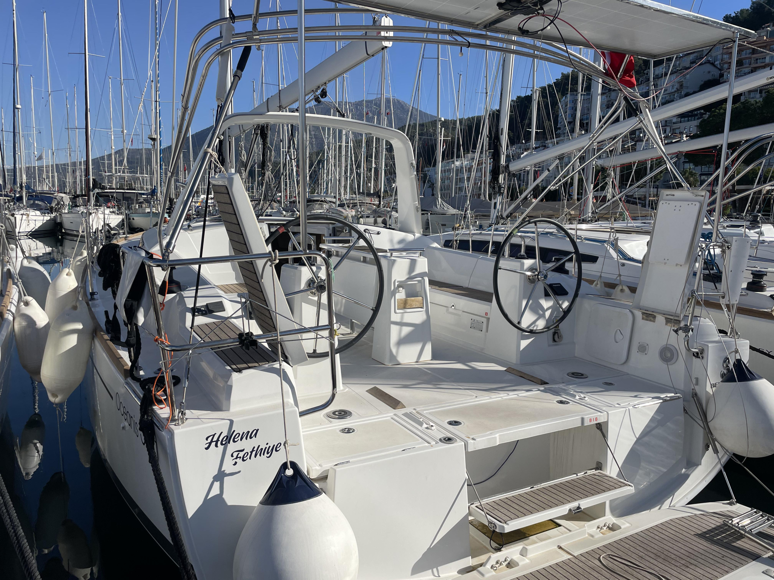 Oceanis 38.1 — photo 9