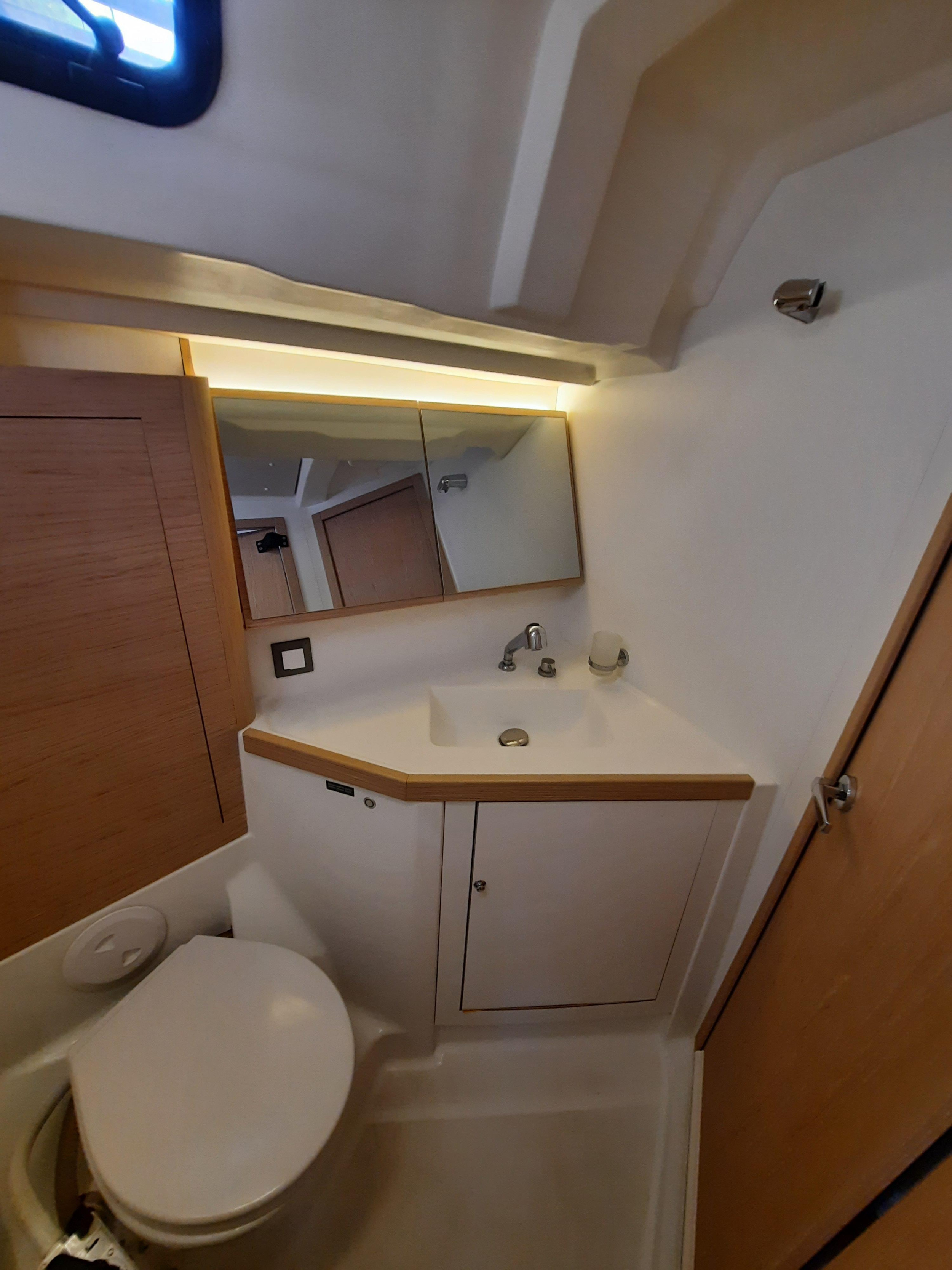 Oceanis 46.1 — photo 8