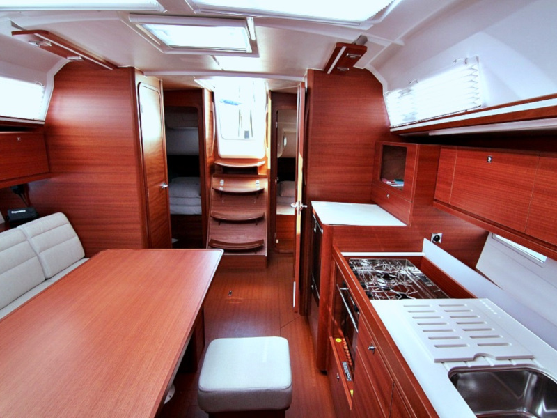 DUFOUR 382 BT — photo 6