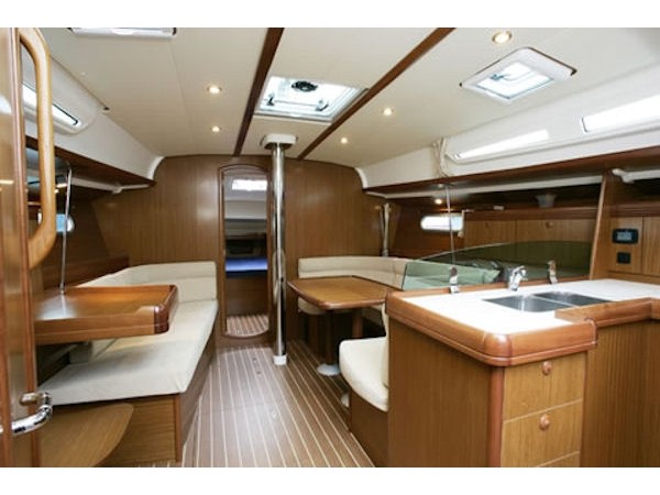 Sun Odyssey 42 i — photo 3