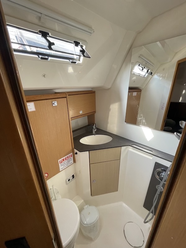 Bavaria Cruiser 46 — photo 9