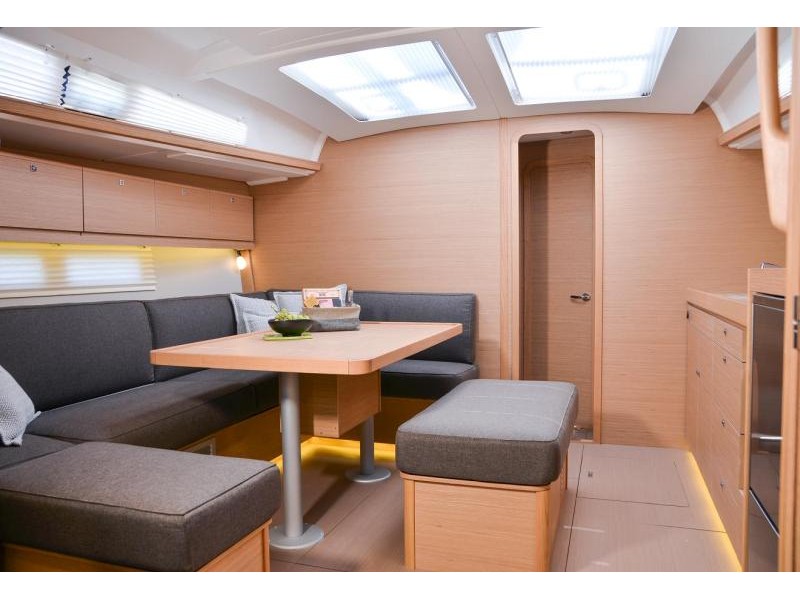 Dufour 460GL — photo 11
