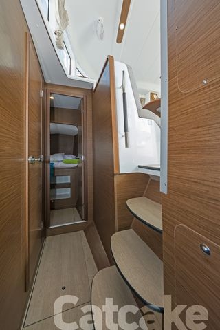 Lagoon 380 S2 — photo 18