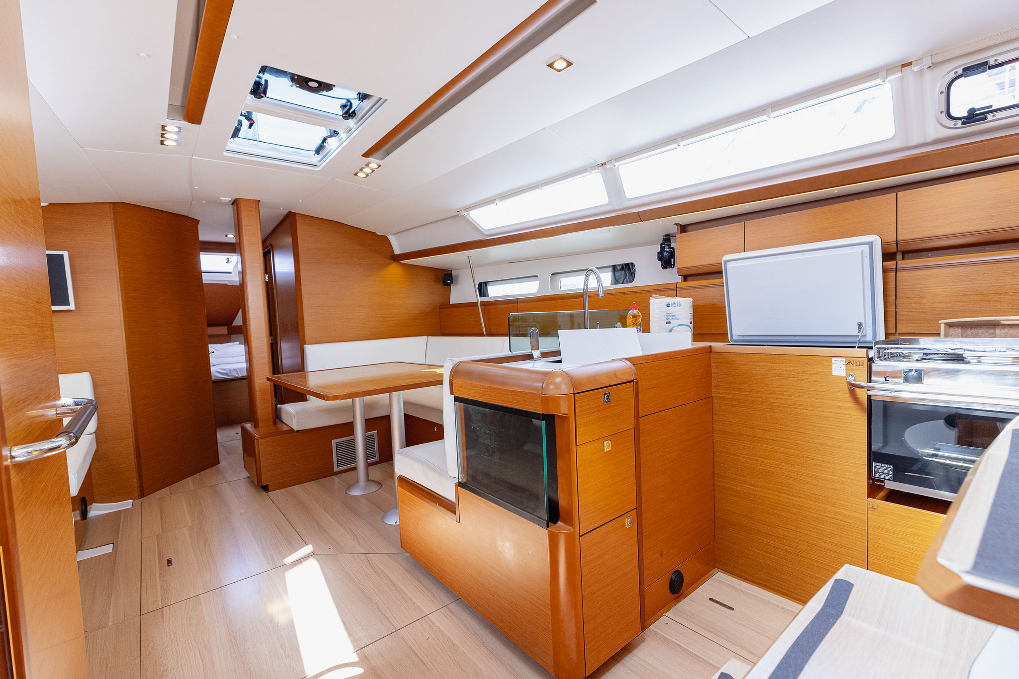 Sun Odyssey 449 — photo 4
