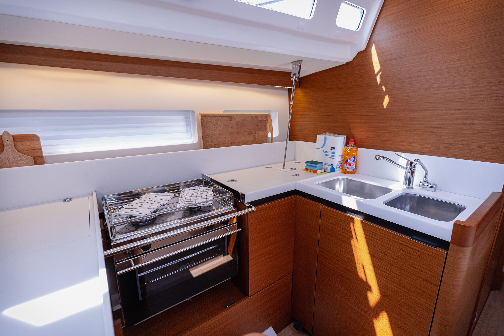 Sun Odyssey 440 — photo 38