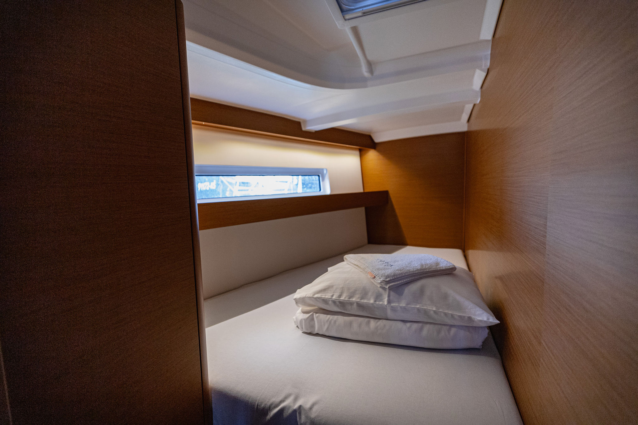 Sun Odyssey 440 — photo 4