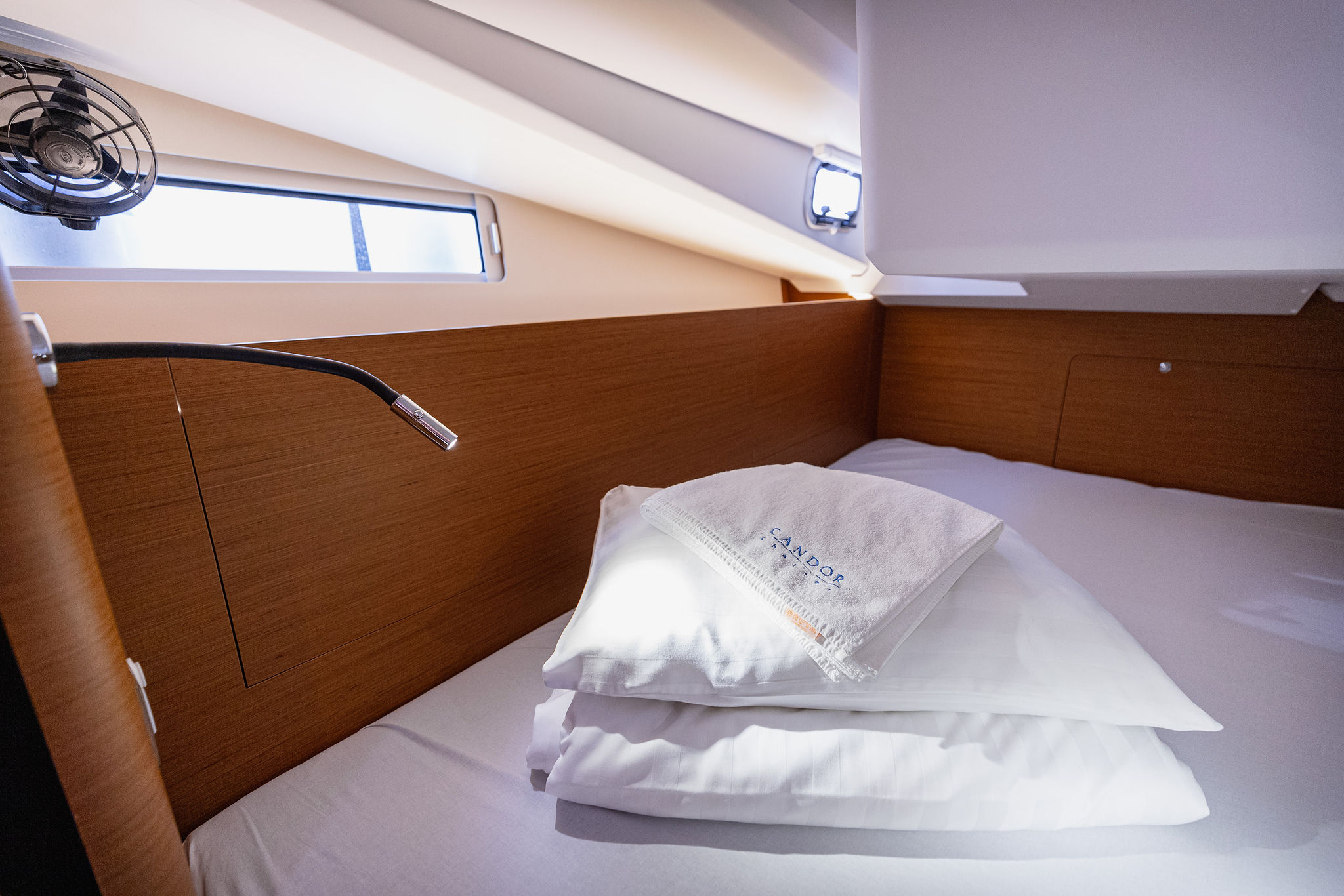 Sun Odyssey 440 — photo 27