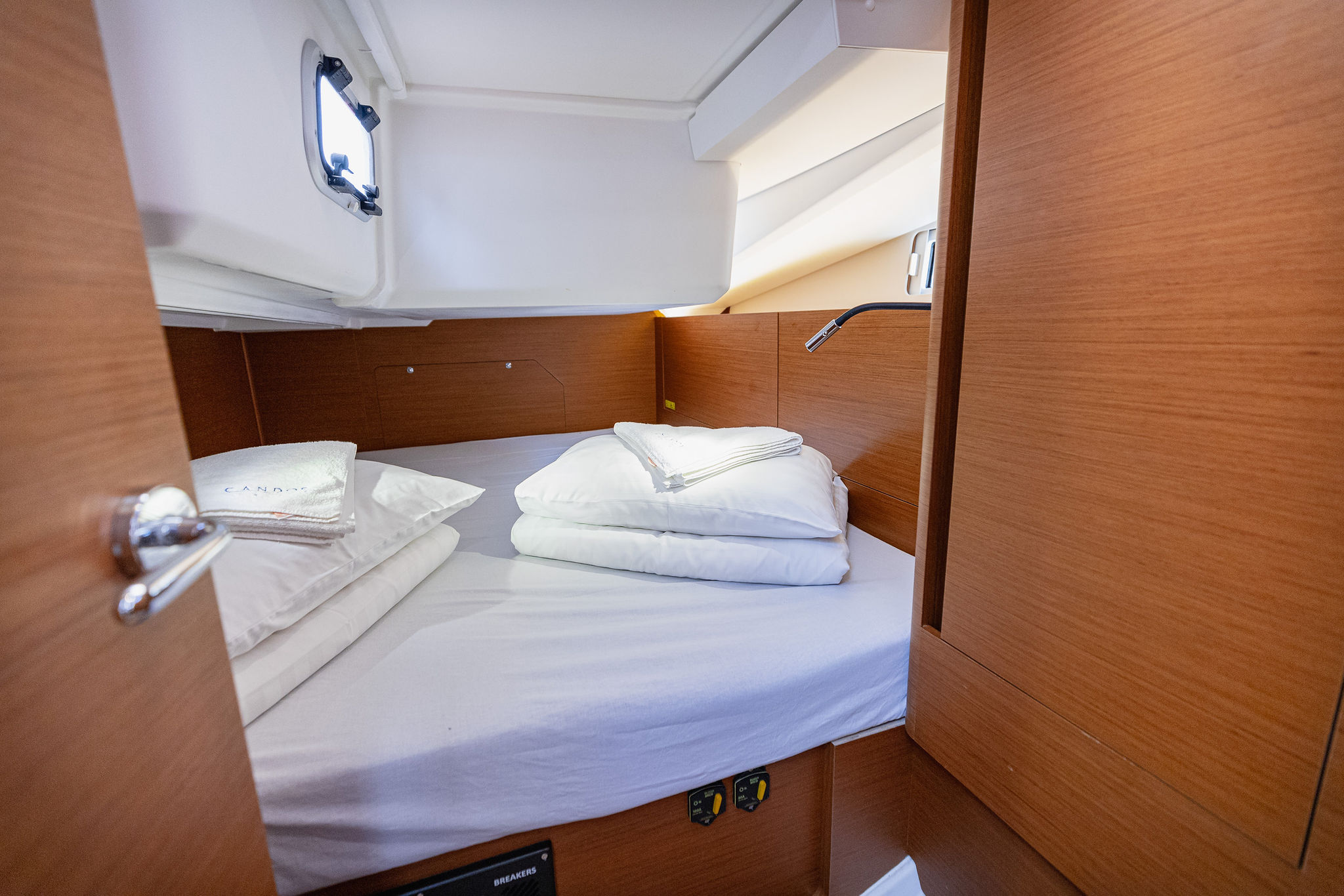 Sun Odyssey 440 — photo 10