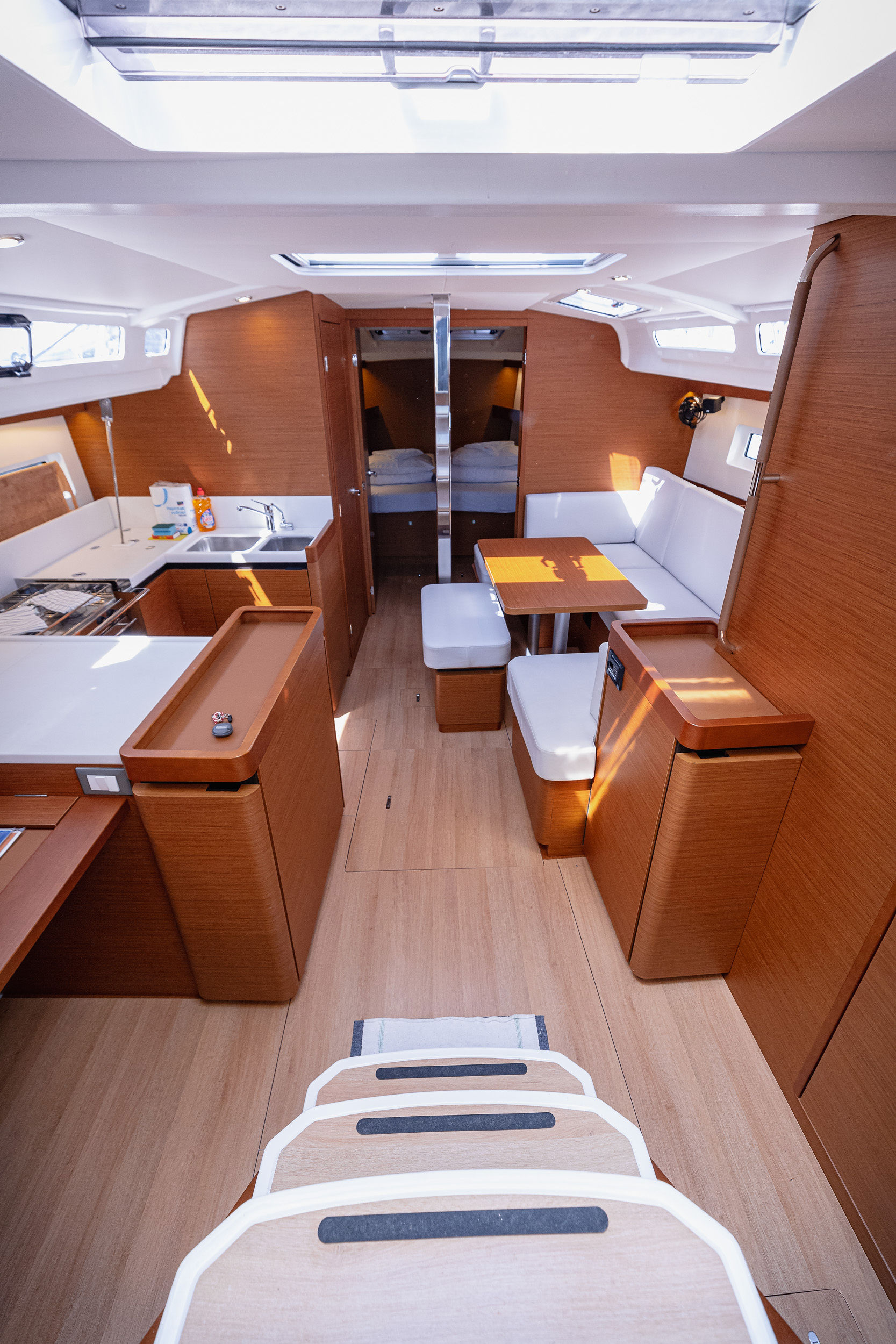 Sun Odyssey 440 — photo 31