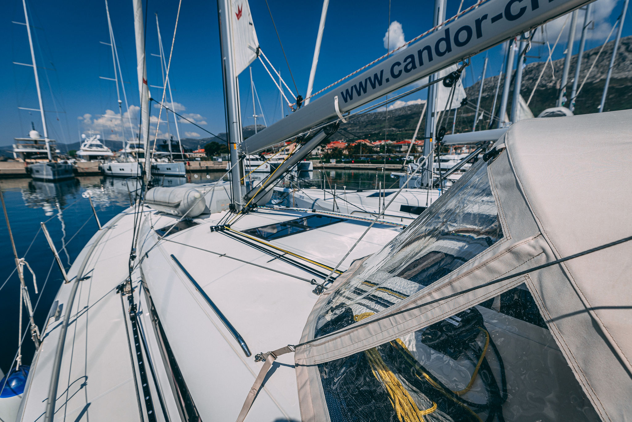 Sun Odyssey 440 — photo 29