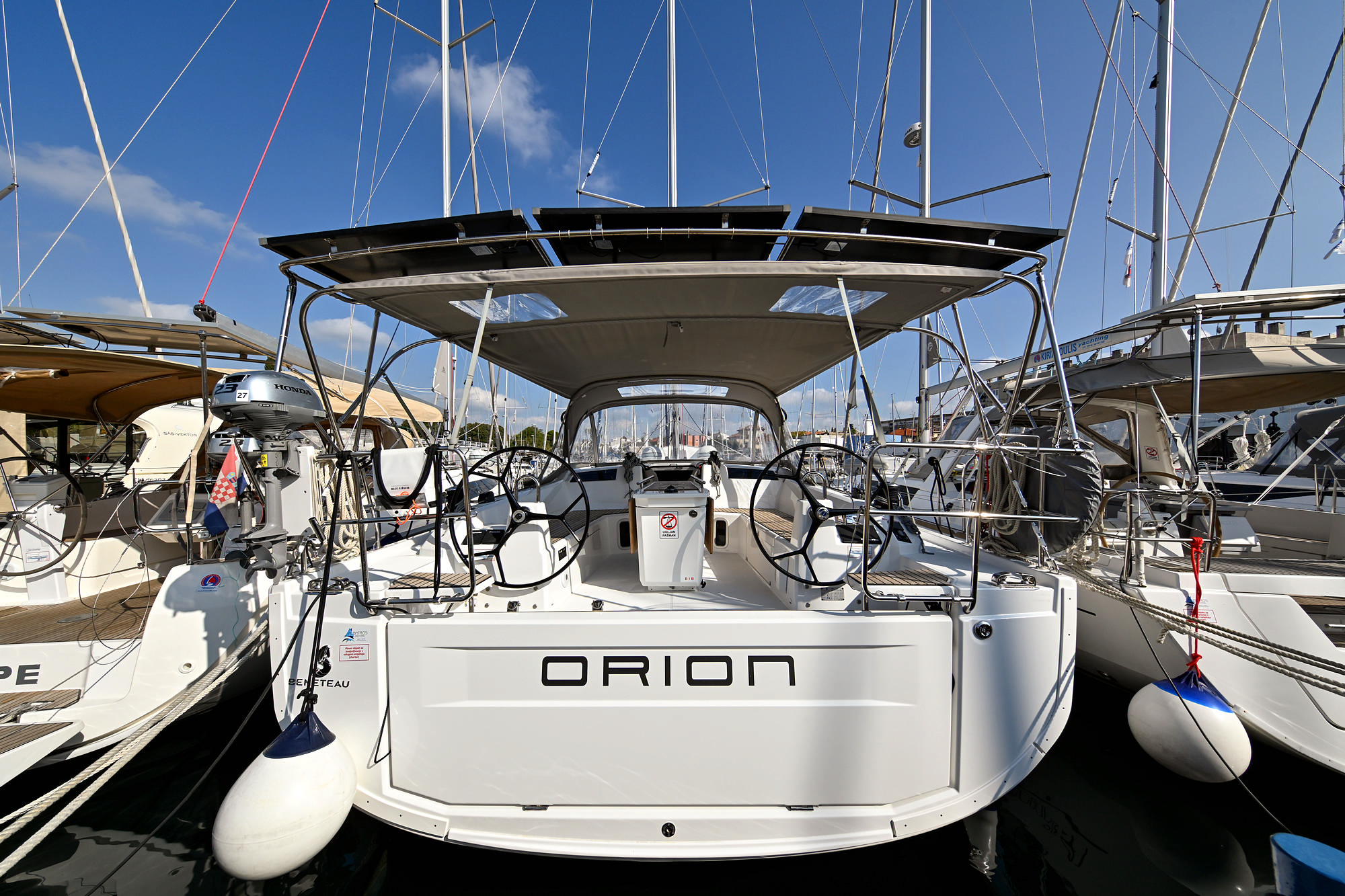 Oceanis 40.1 — photo 32