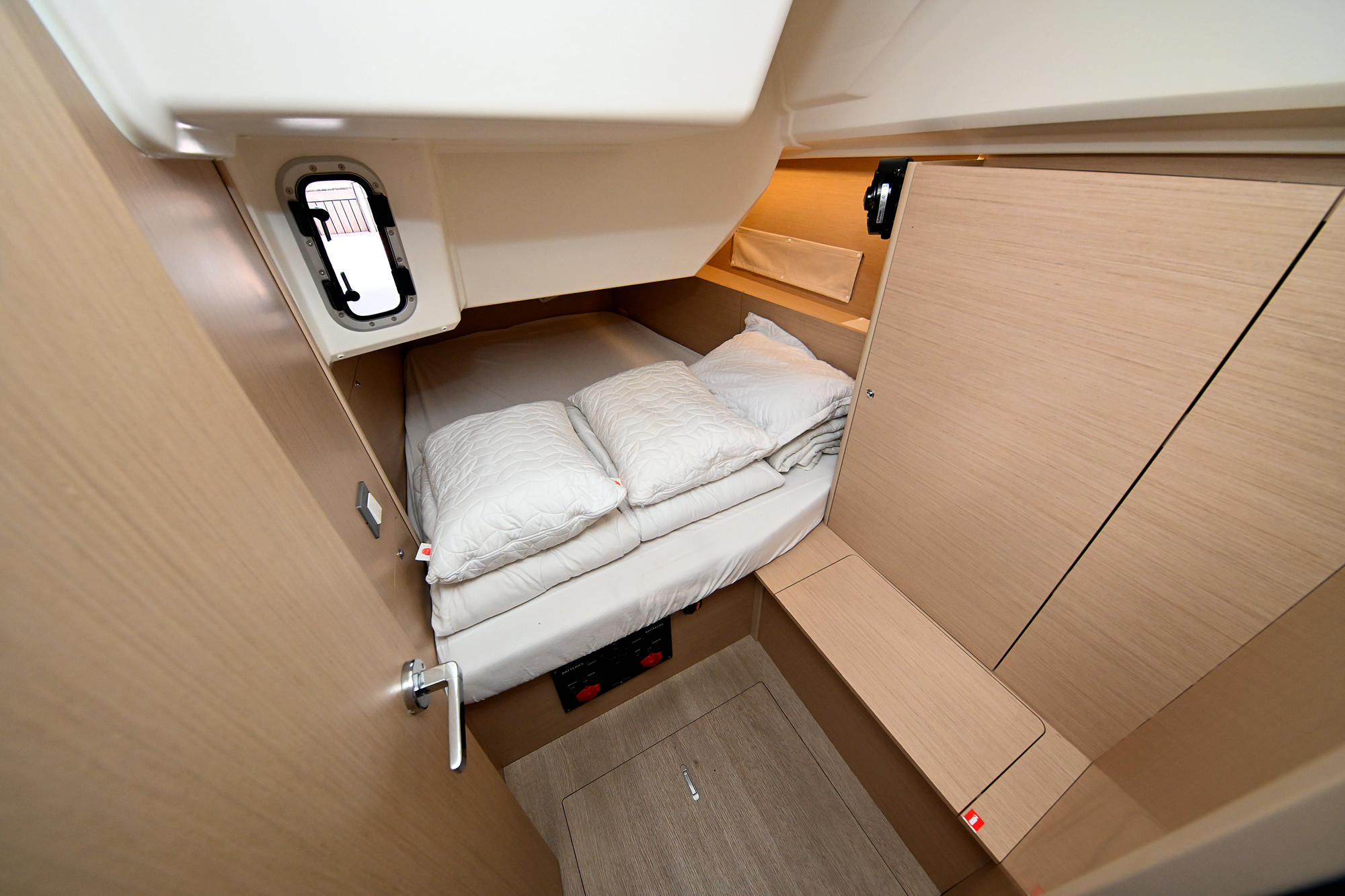 Oceanis 40.1 — photo 26